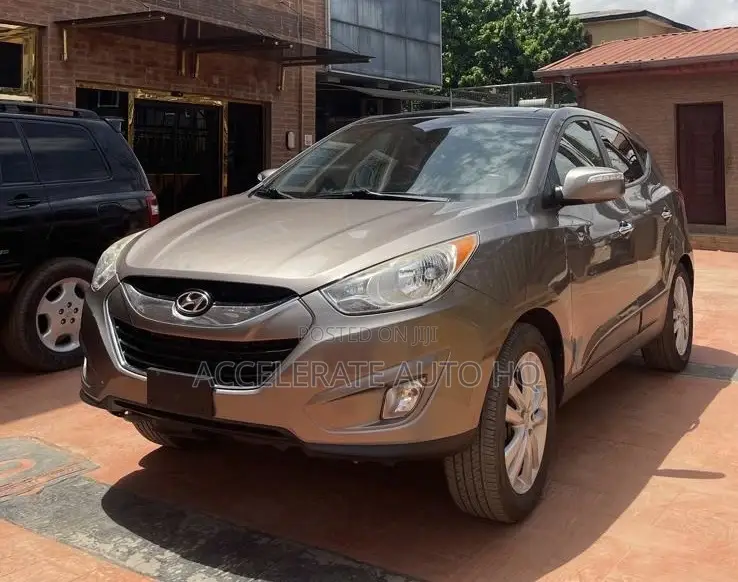 Hyundai Tucson Limited AWD 2012 Gray