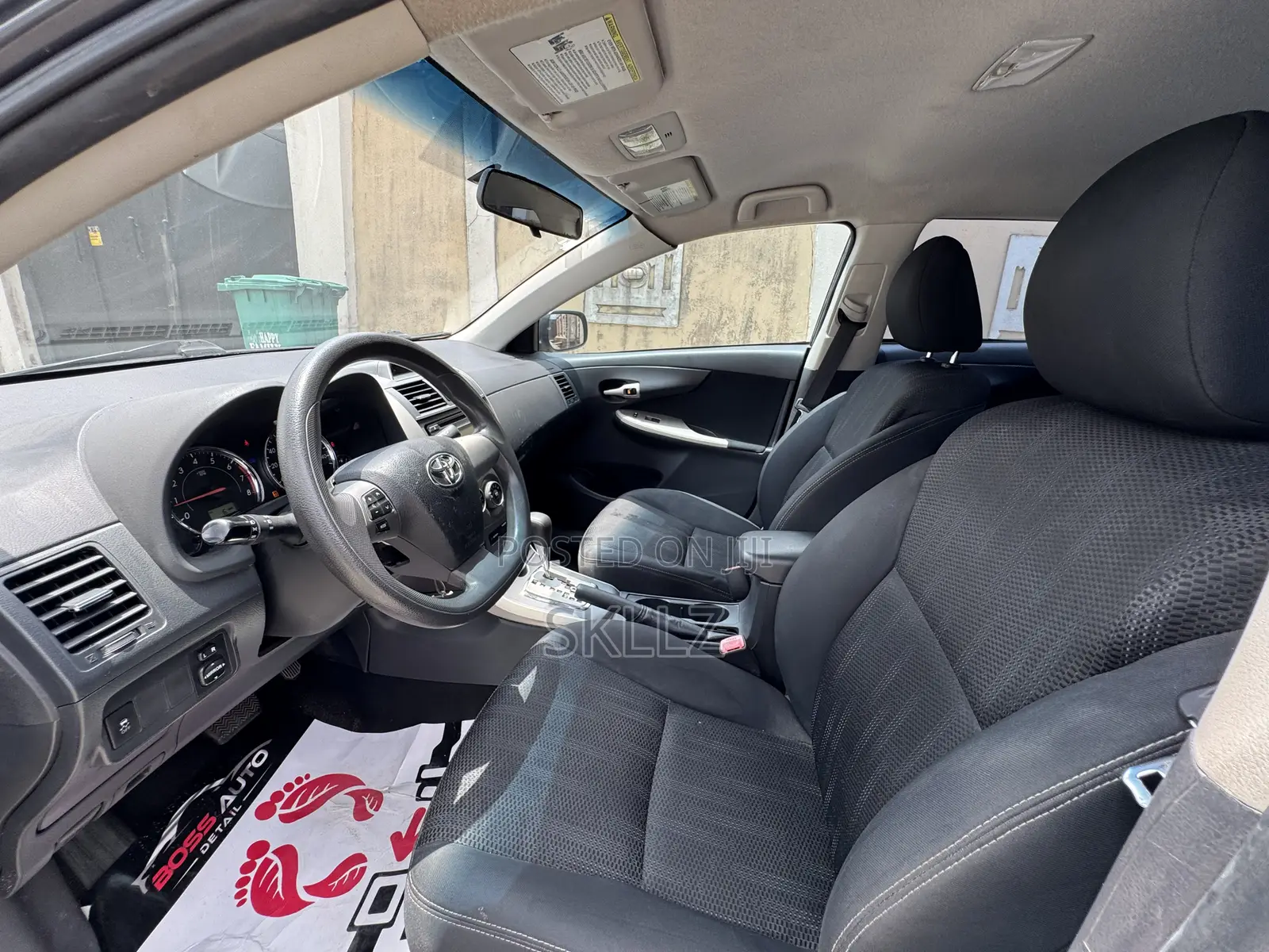 Toyota Corolla S 4dr Sedan (1.8L 4cyl 4A) 2012 Gray