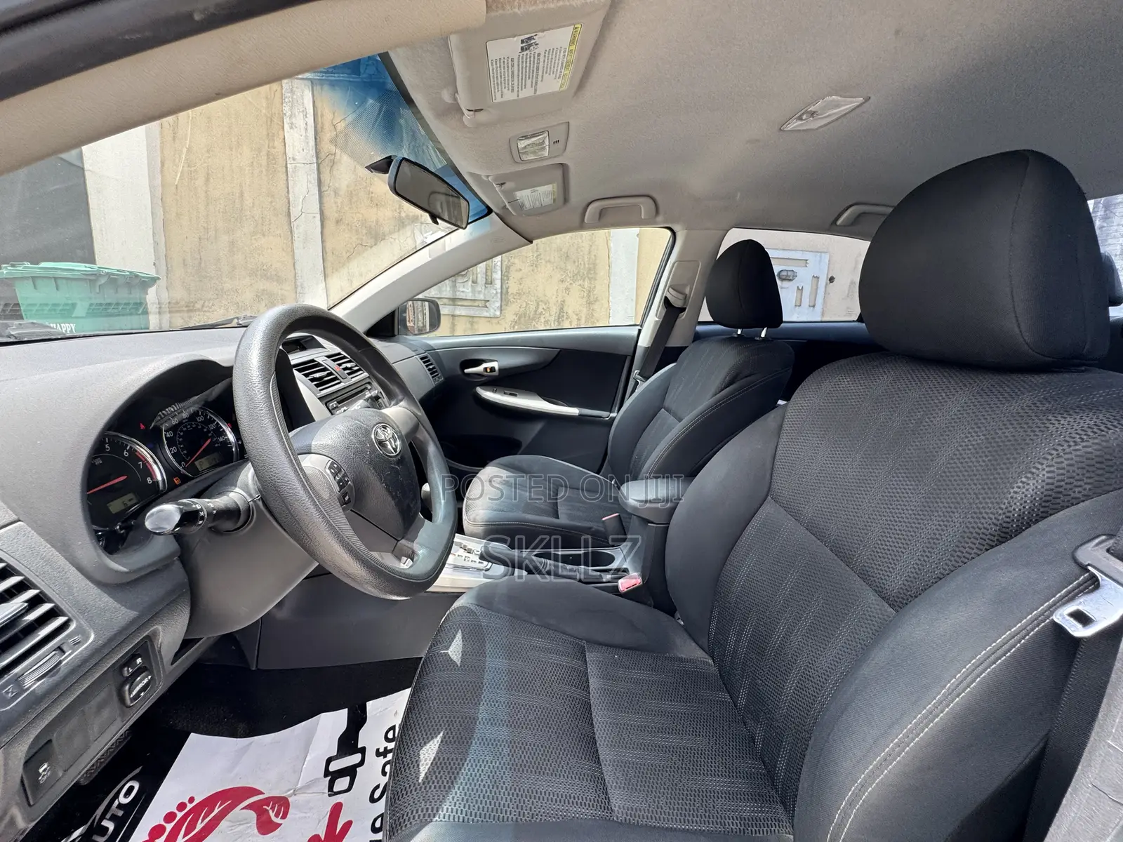 Toyota Corolla S 4dr Sedan (1.8L 4cyl 4A) 2012 Gray