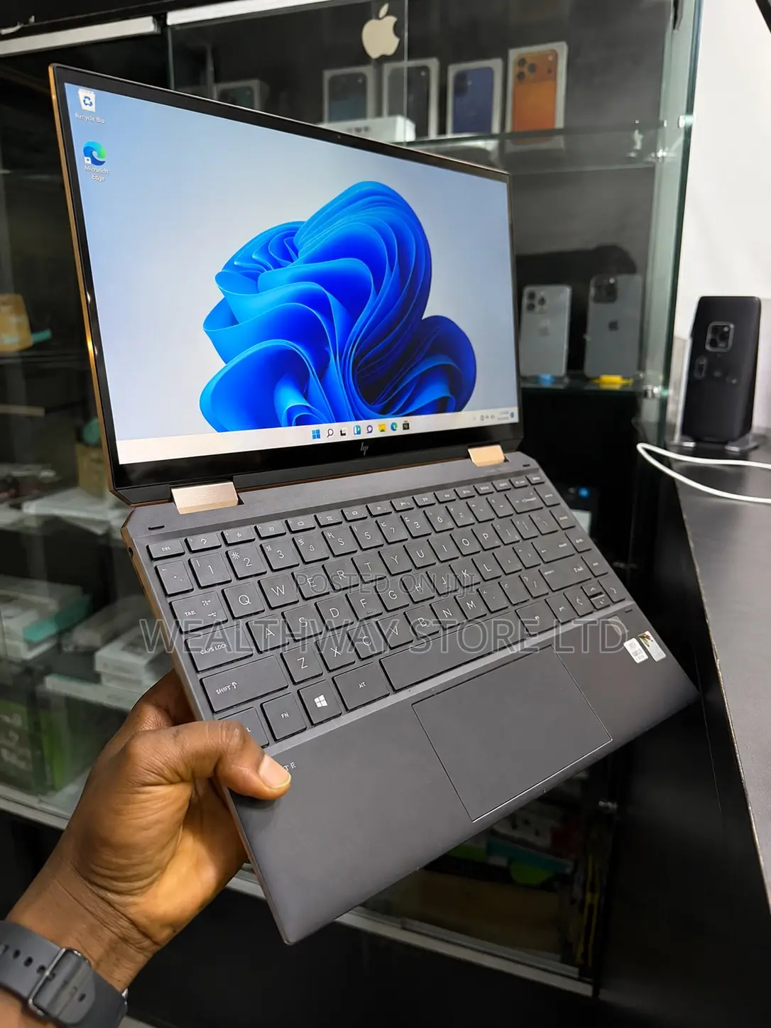 New Laptop HP Spectre X360 16GB Intel Core i7 SSD 1T