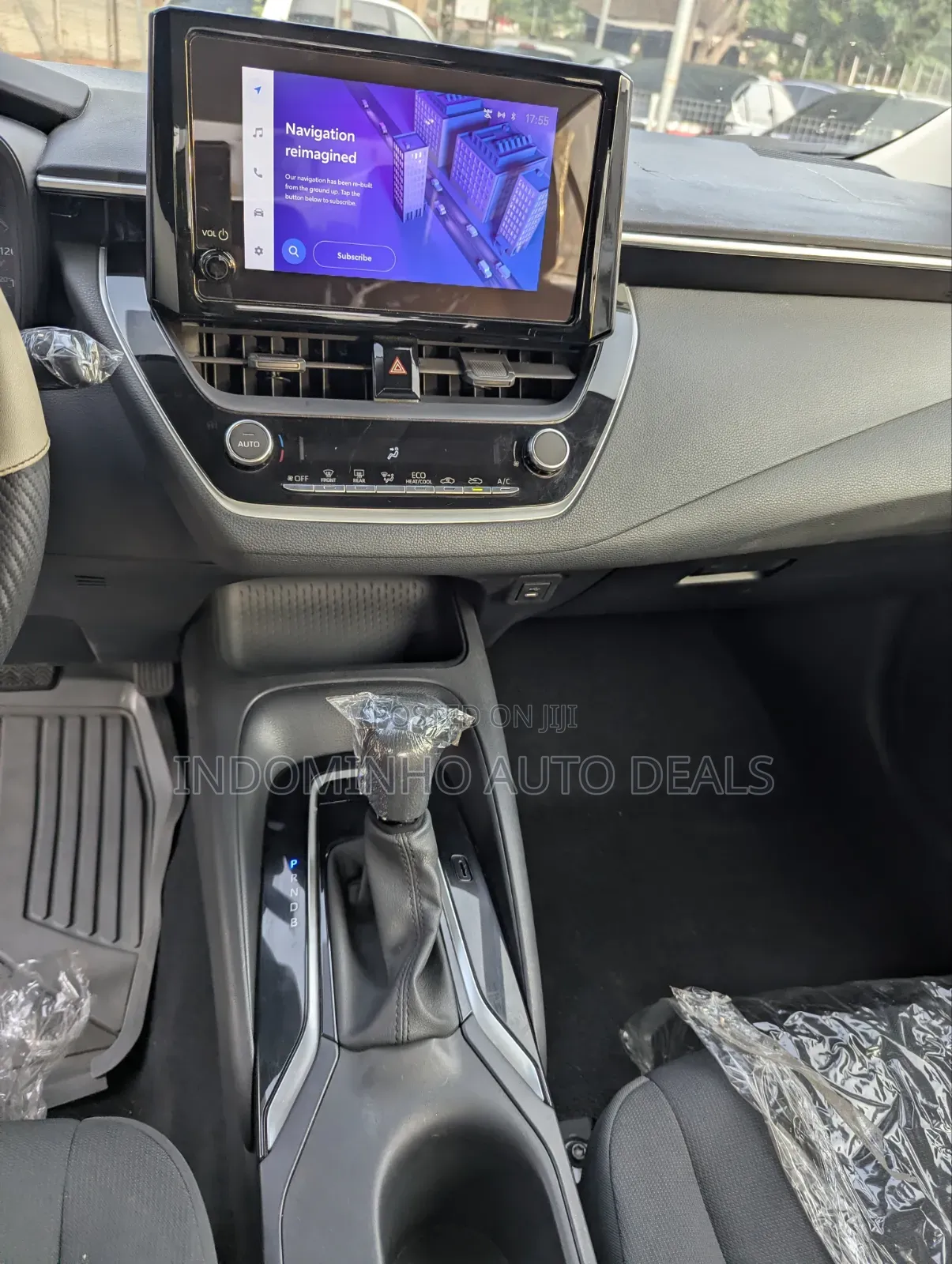 Toyota Corolla LE 2024 Gray
