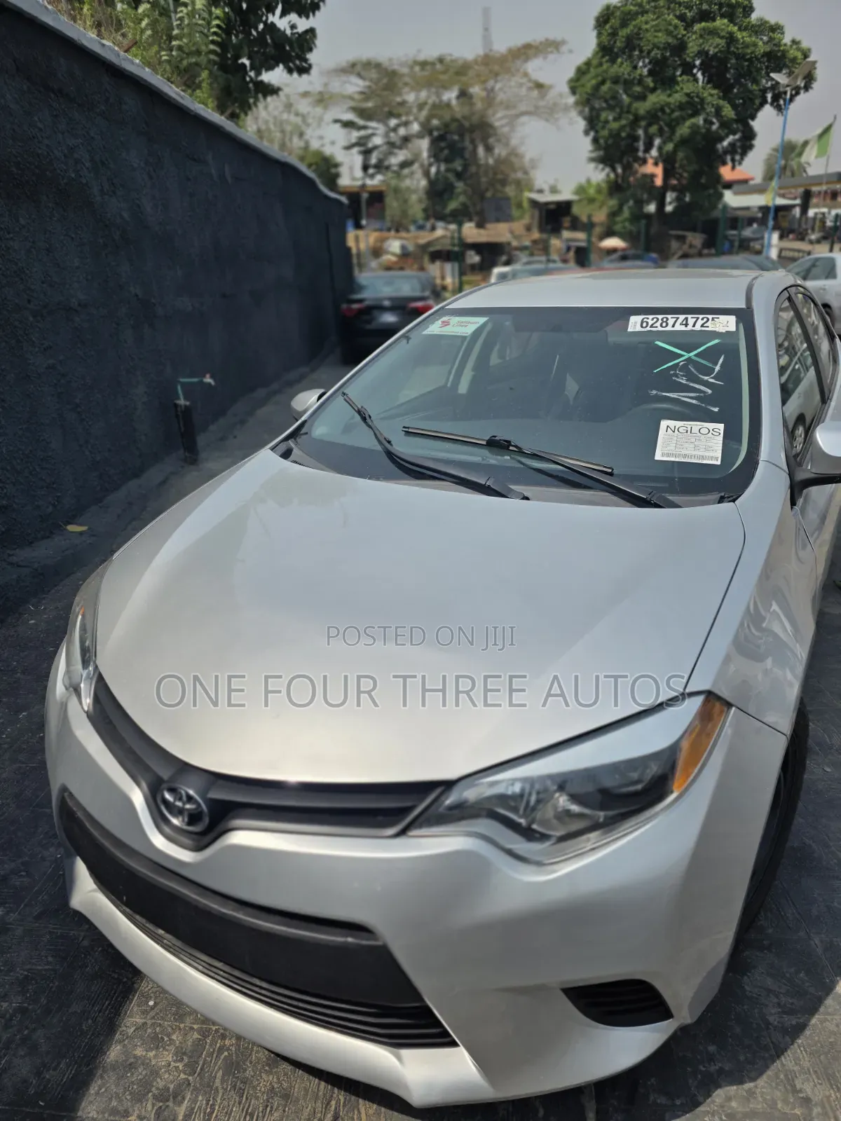 Toyota Corolla LE Plus 4dr Sedan (1.8L 4cyl CVT) 2015 Silver