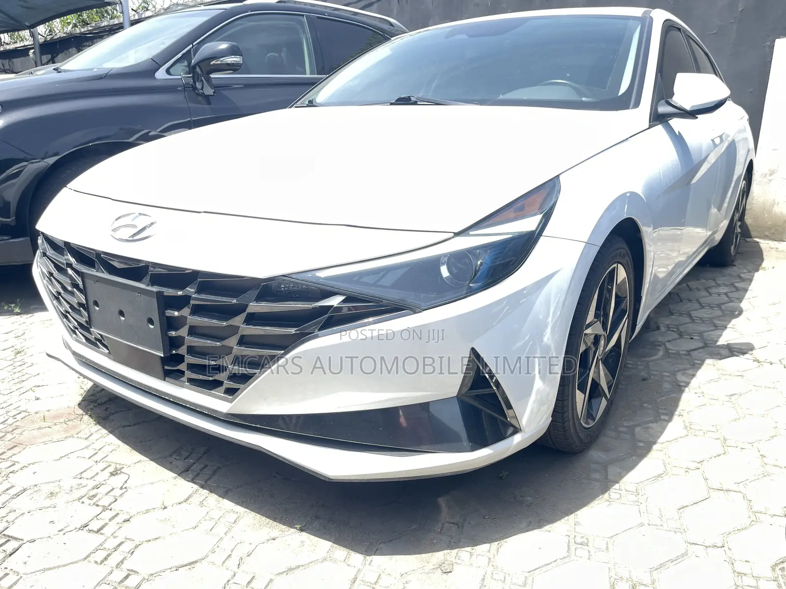 Hyundai Elantra 2021 White