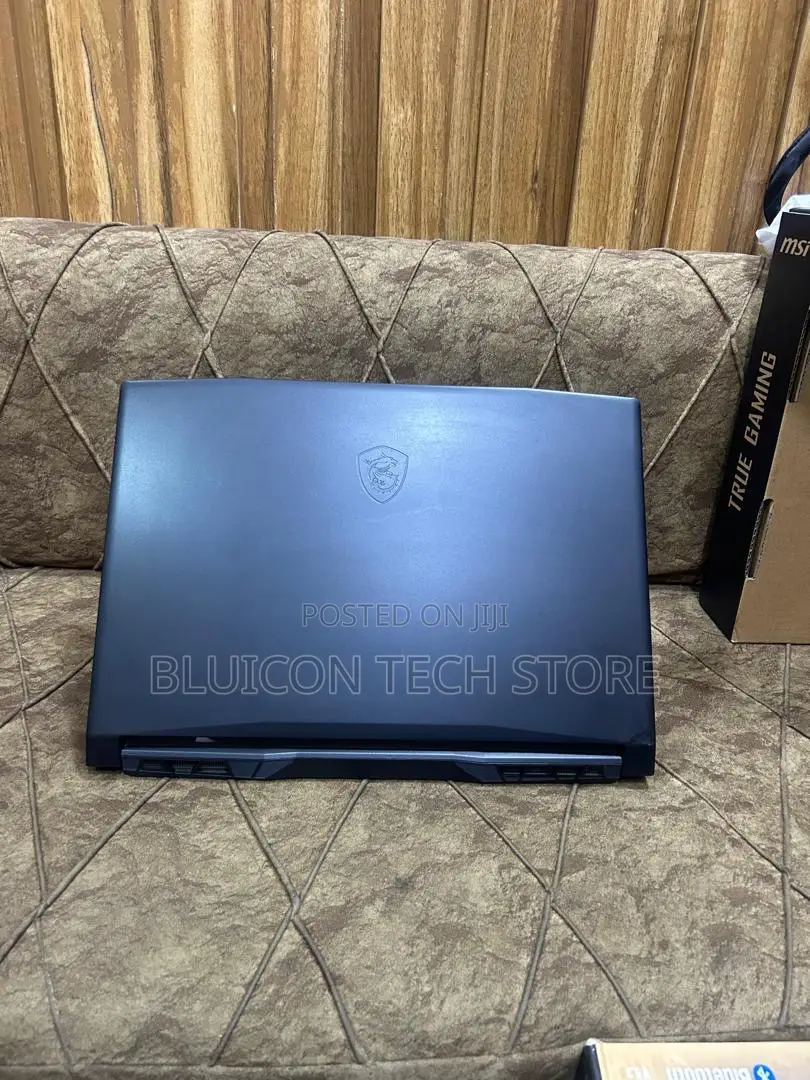 Laptop MSI Katana GF66 16GB Intel Core i7 SSD 1T