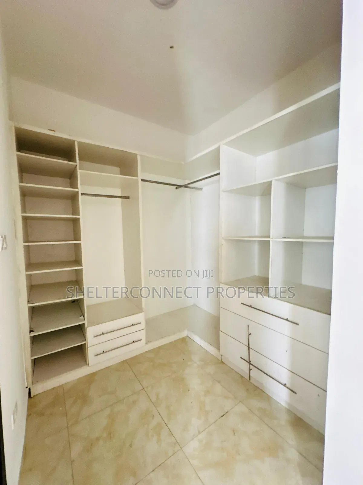 4bdrm Duplex in Ikate for rent