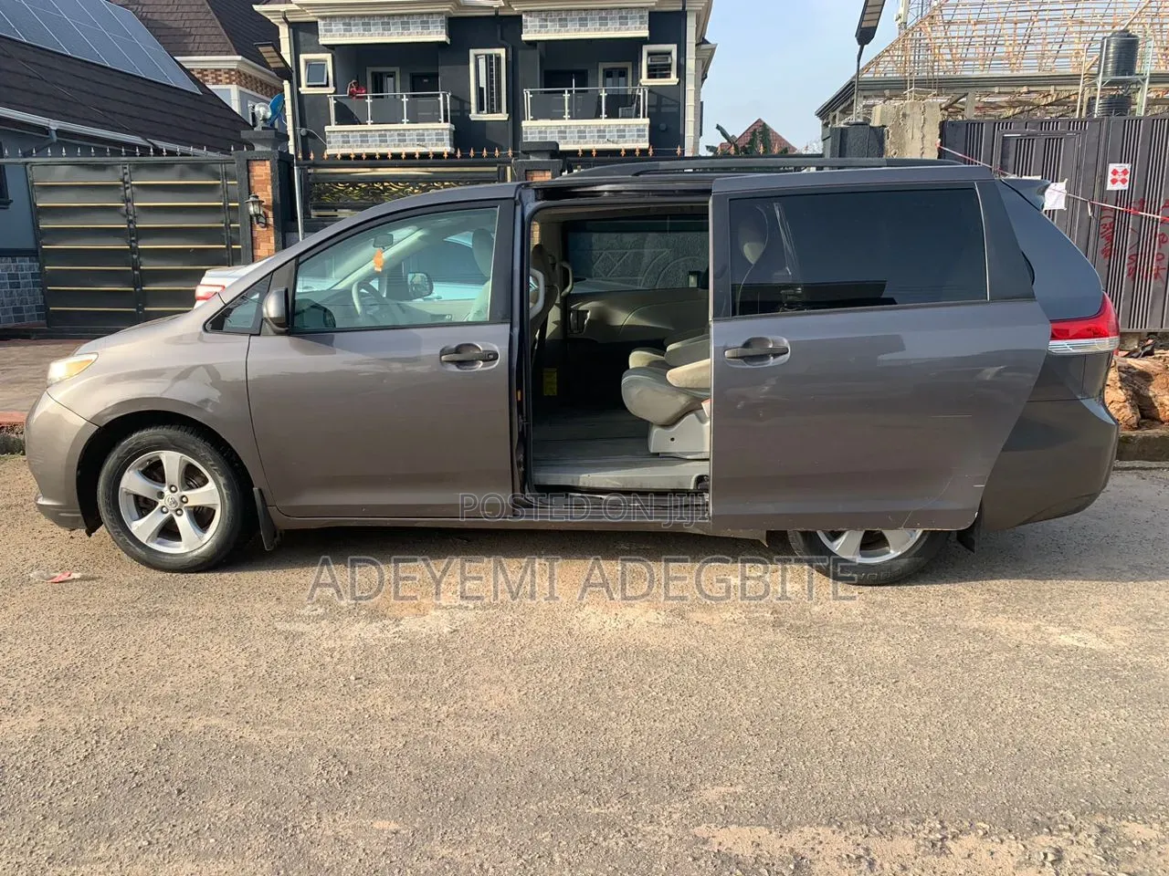 Toyota Sienna 2012 Gray