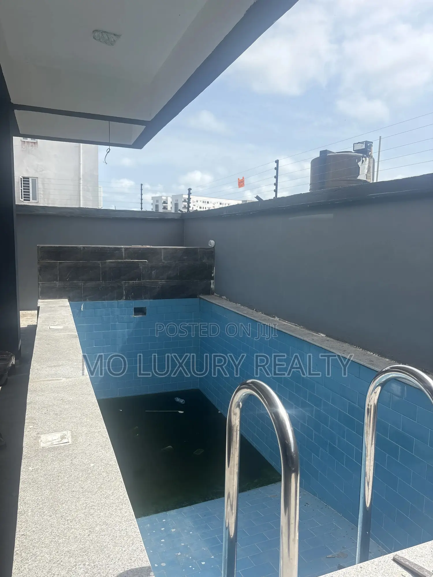 2bdrm Apartment in Ikate for sale