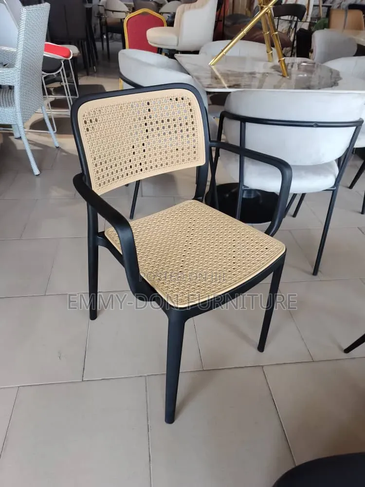 High Quality Restaurant/Bar Chair