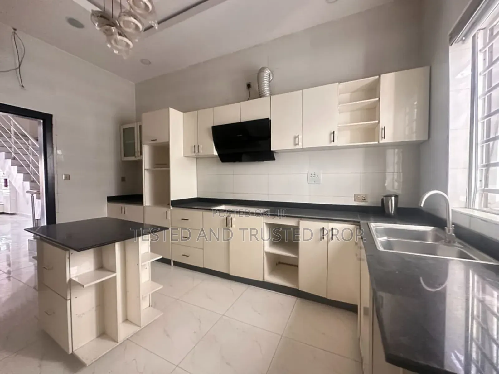 4bdrm Duplex in Oral Estate, Ikota for rent