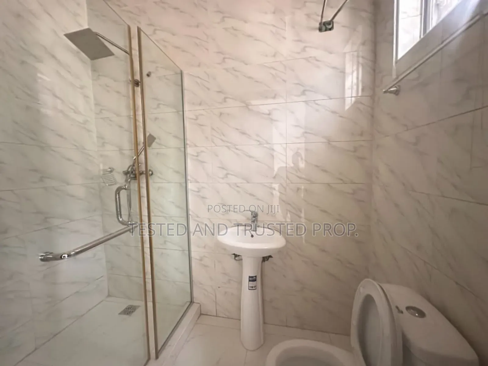 4bdrm Duplex in Oral Estate, Ikota for rent