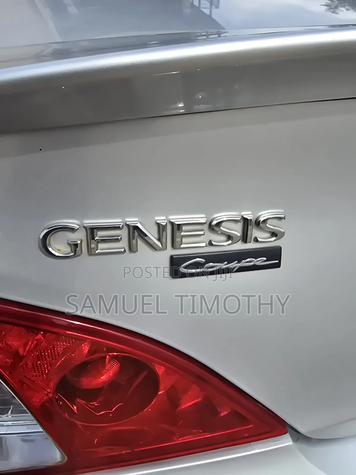 Hyundai Genesis 2010 Silver