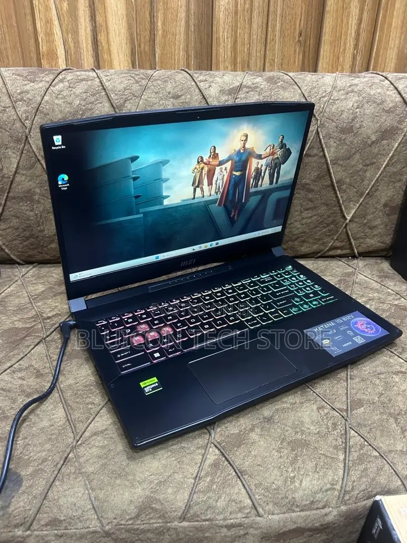 Laptop MSI Katana 15 16GB Intel Core i7 SSD 512GB