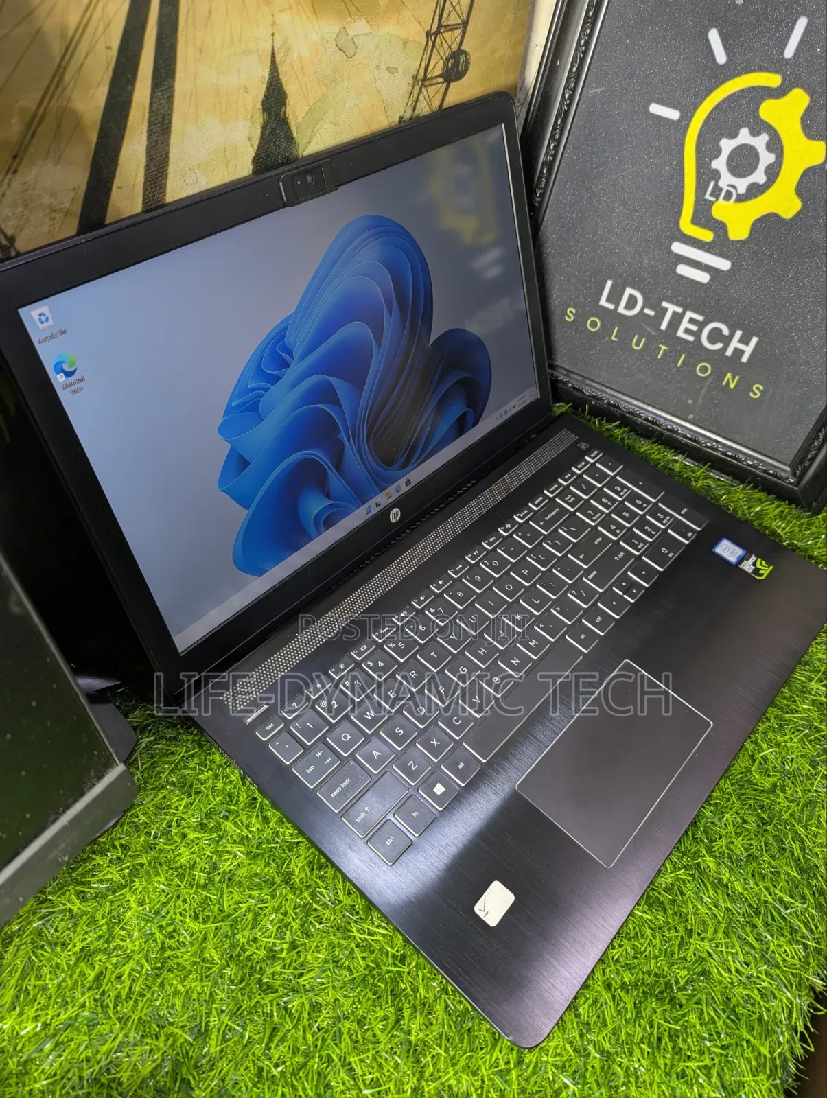 Laptop HP Pavilion 15 16GB Intel Core i7 HDD+SSD 128GB