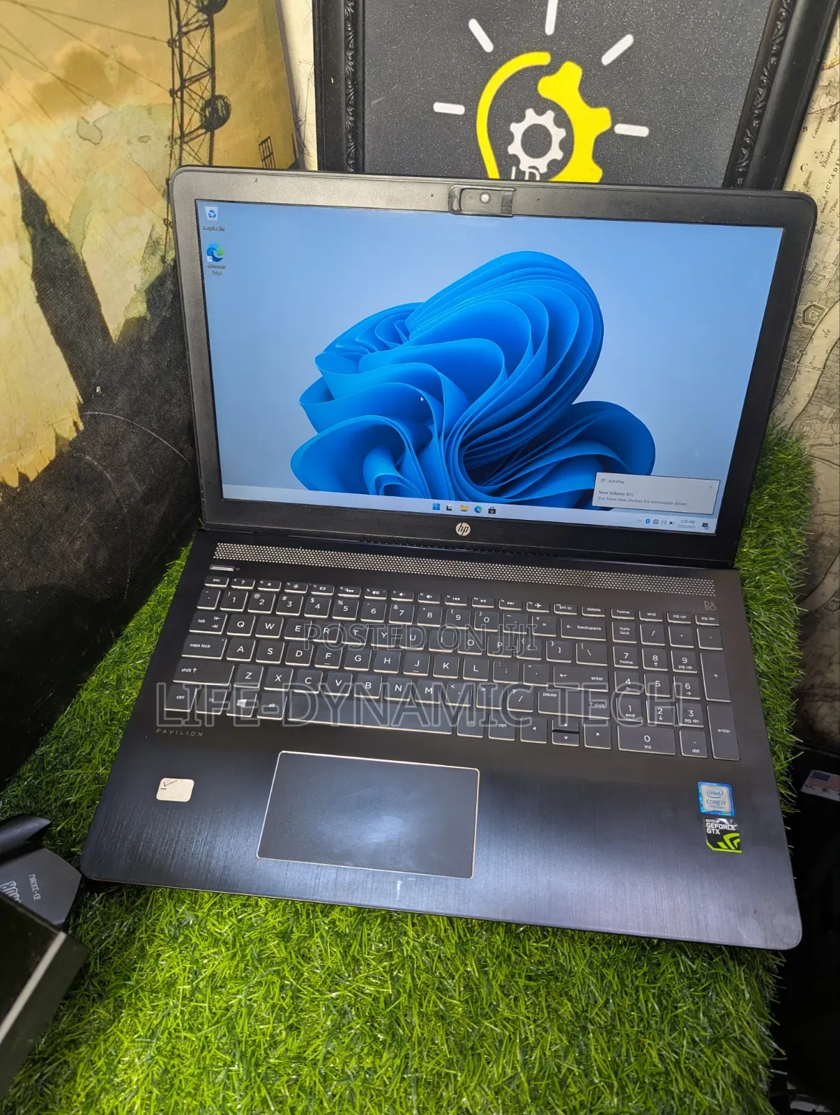 Laptop HP Pavilion 15 16GB Intel Core i7 HDD+SSD 128GB