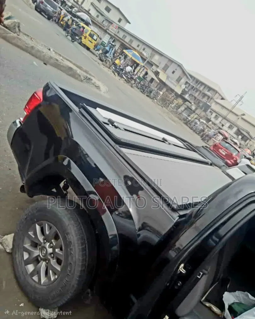 Fiber-Folding Available for Hilux Tacoma