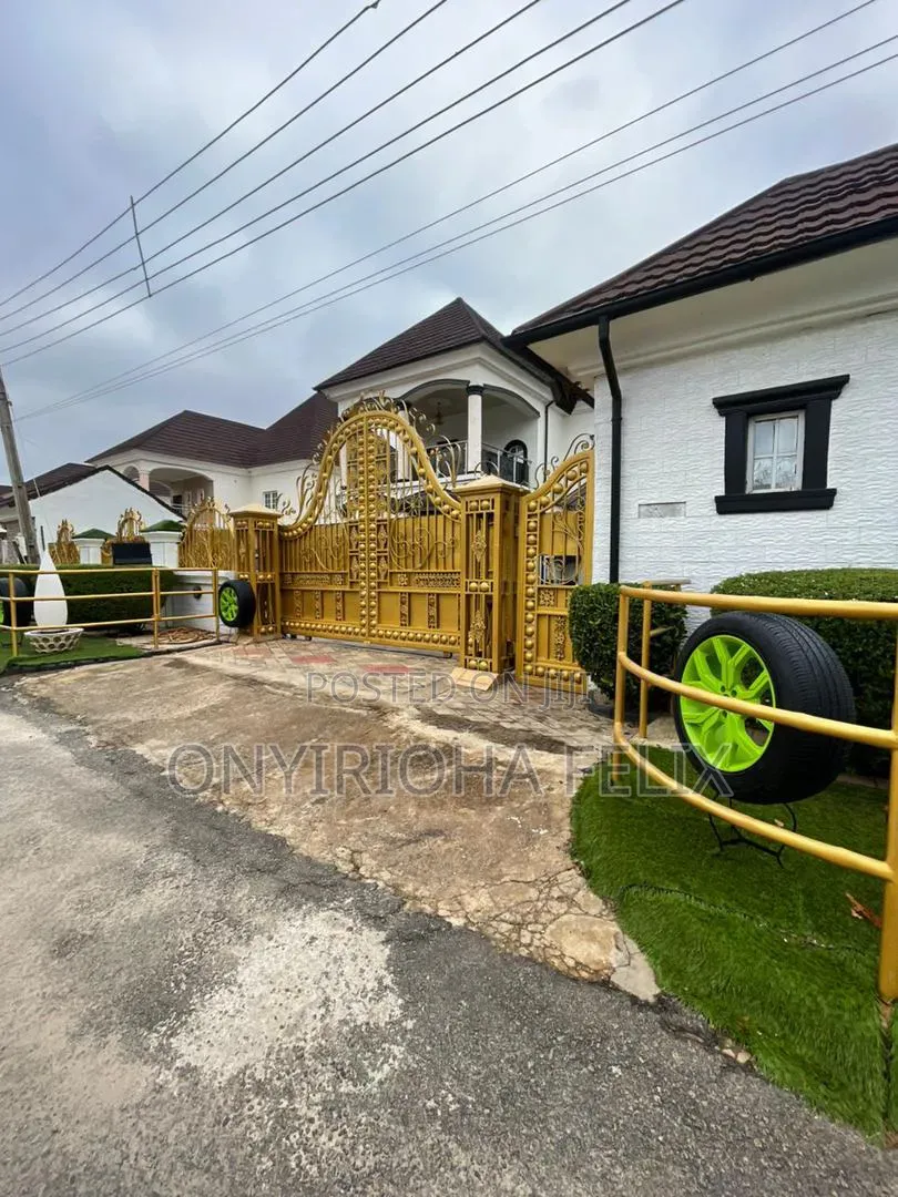 4bdrm Duplex in Copa Cobena, Zone B for sale