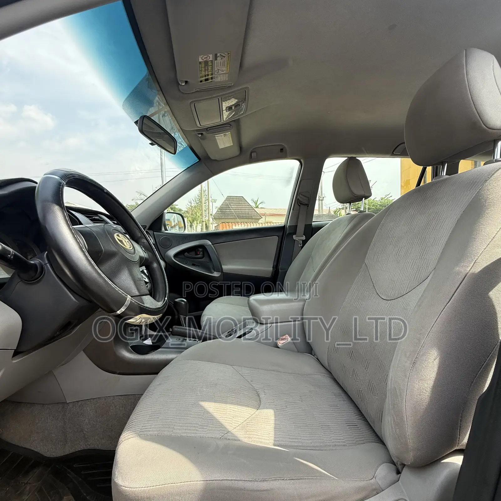 Toyota RAV4 2010 Black