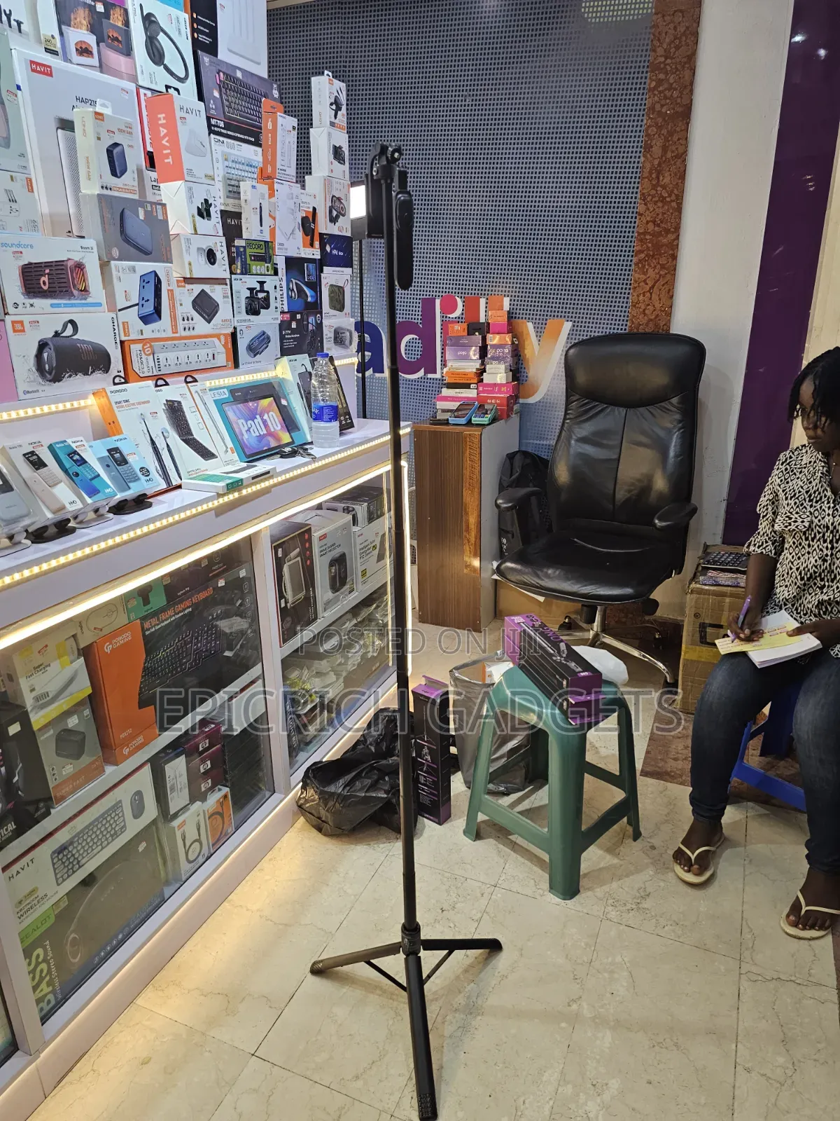 C08 Stable Stable Selfie Stick Tripod