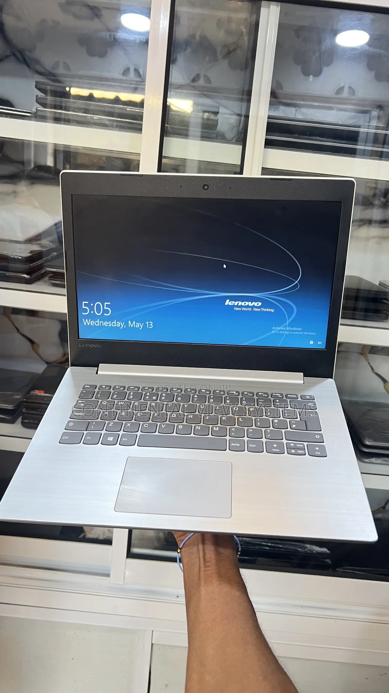 Laptop Lenovo IdeaPad 330 4GB Intel Celeron SSD 128GB
