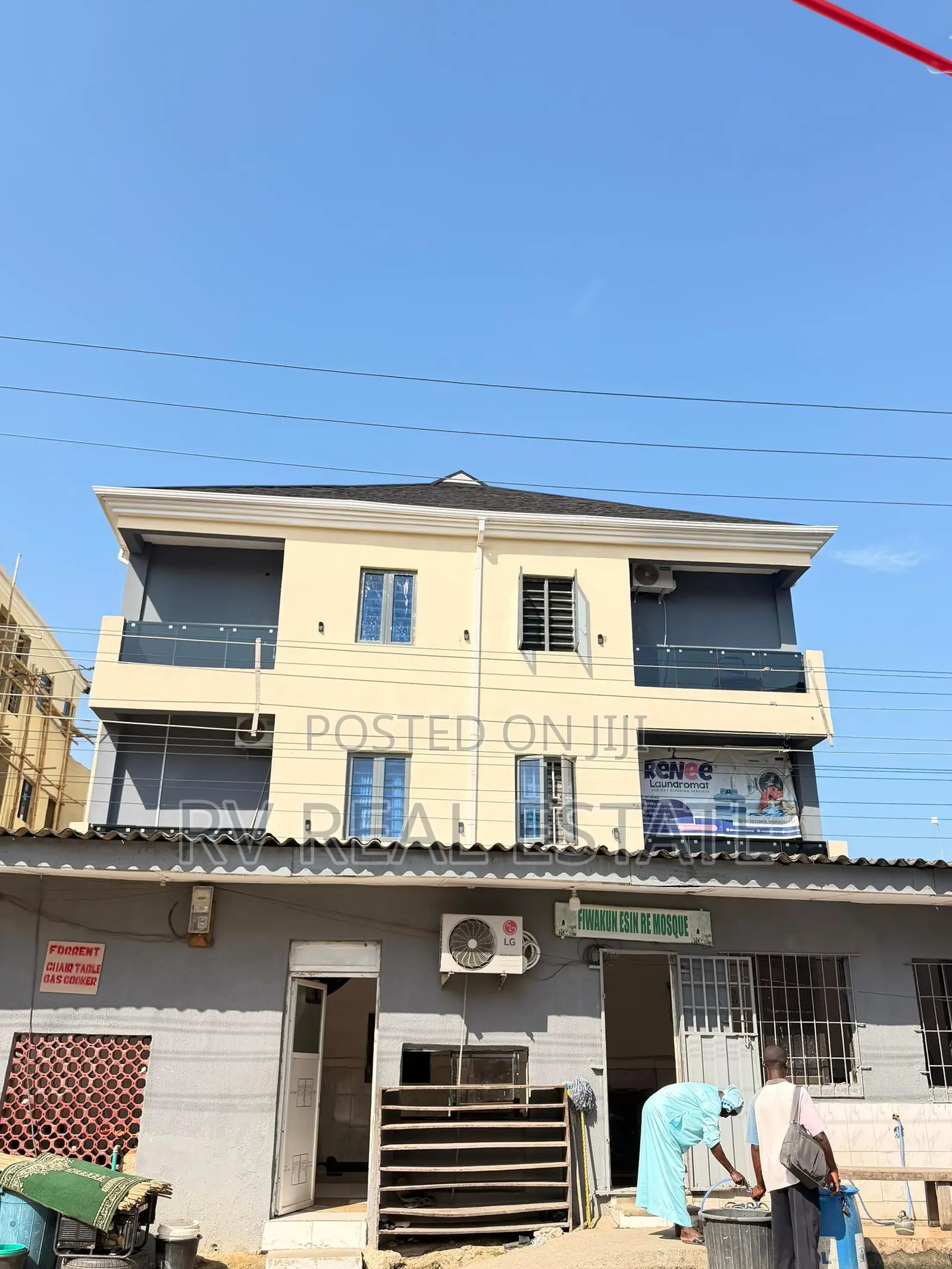 1bdrm Apartment in Yaba for sale