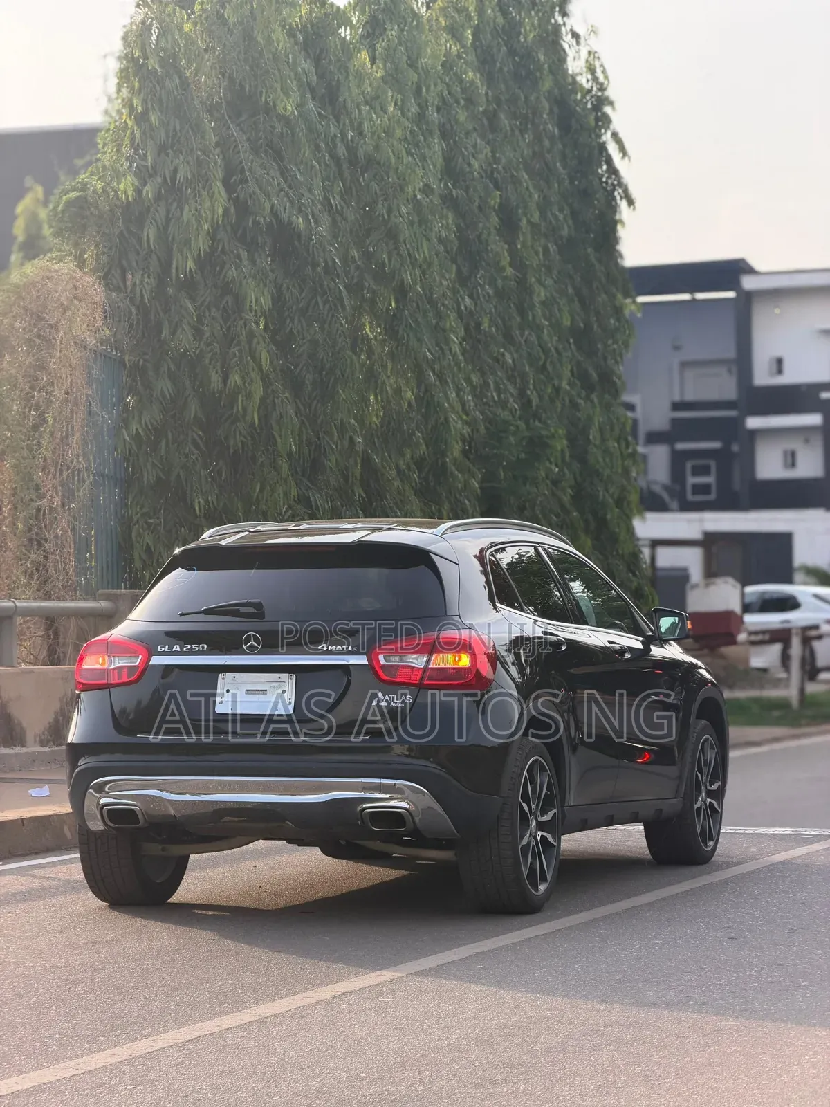 Mercedes-Benz GLA 250 2017 Black