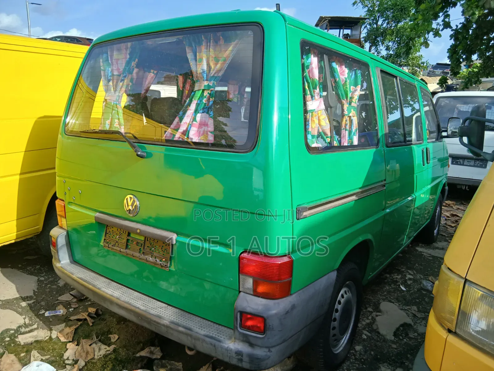 Volkswagen Transporter 2005 Green