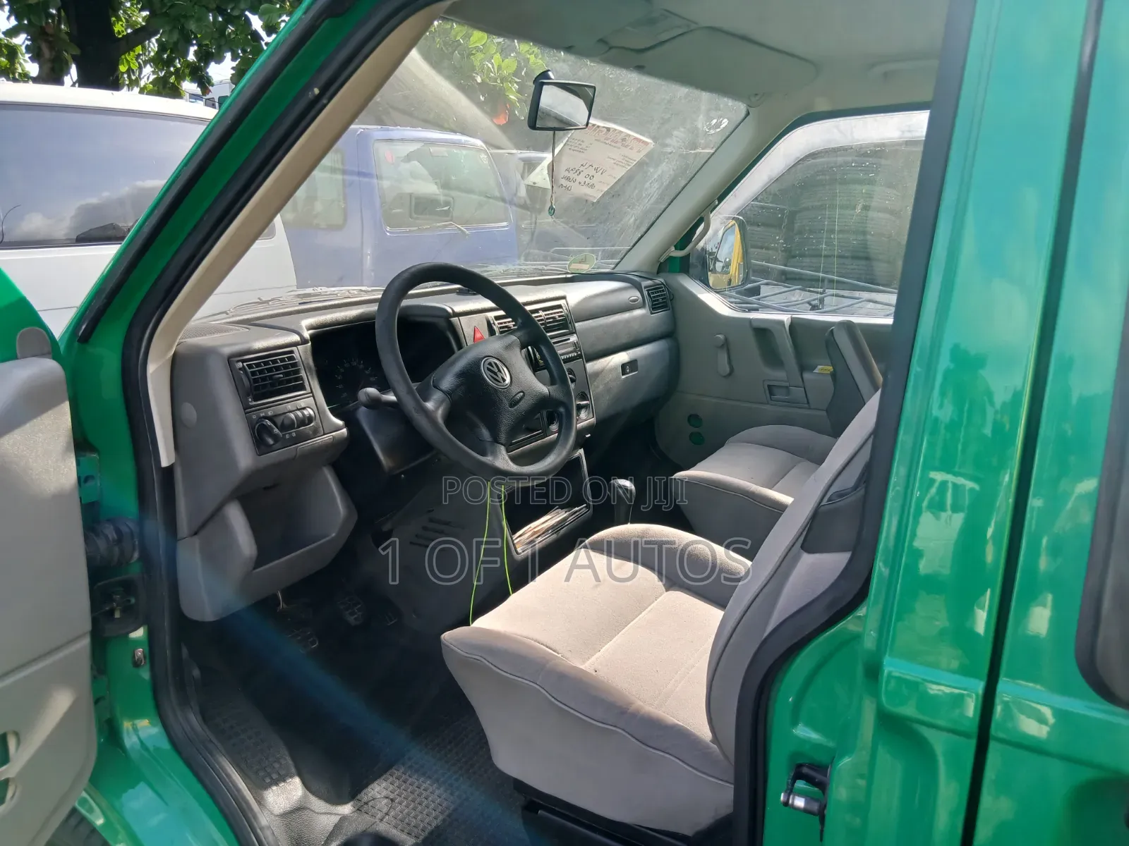 Volkswagen Transporter 2005 Green