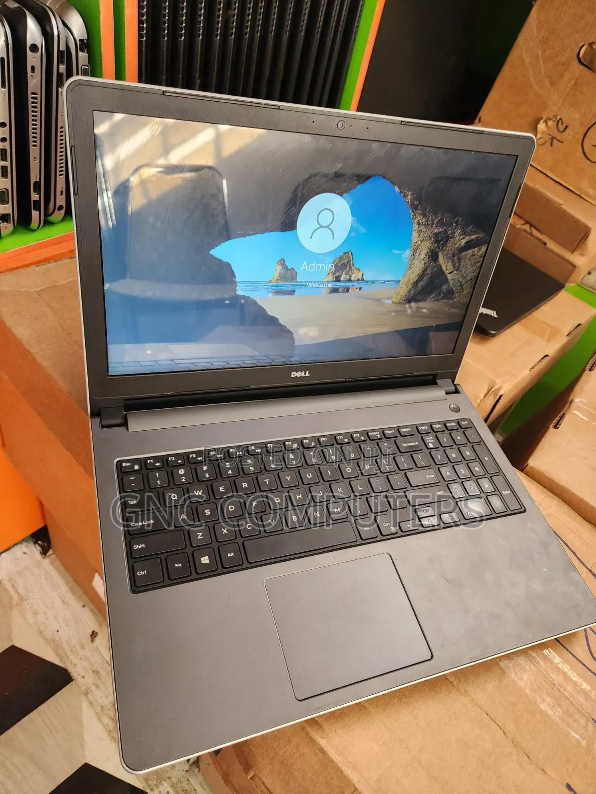 Laptop Dell Inspiron 15 5558 8GB Intel Core i5 HDD 500GB