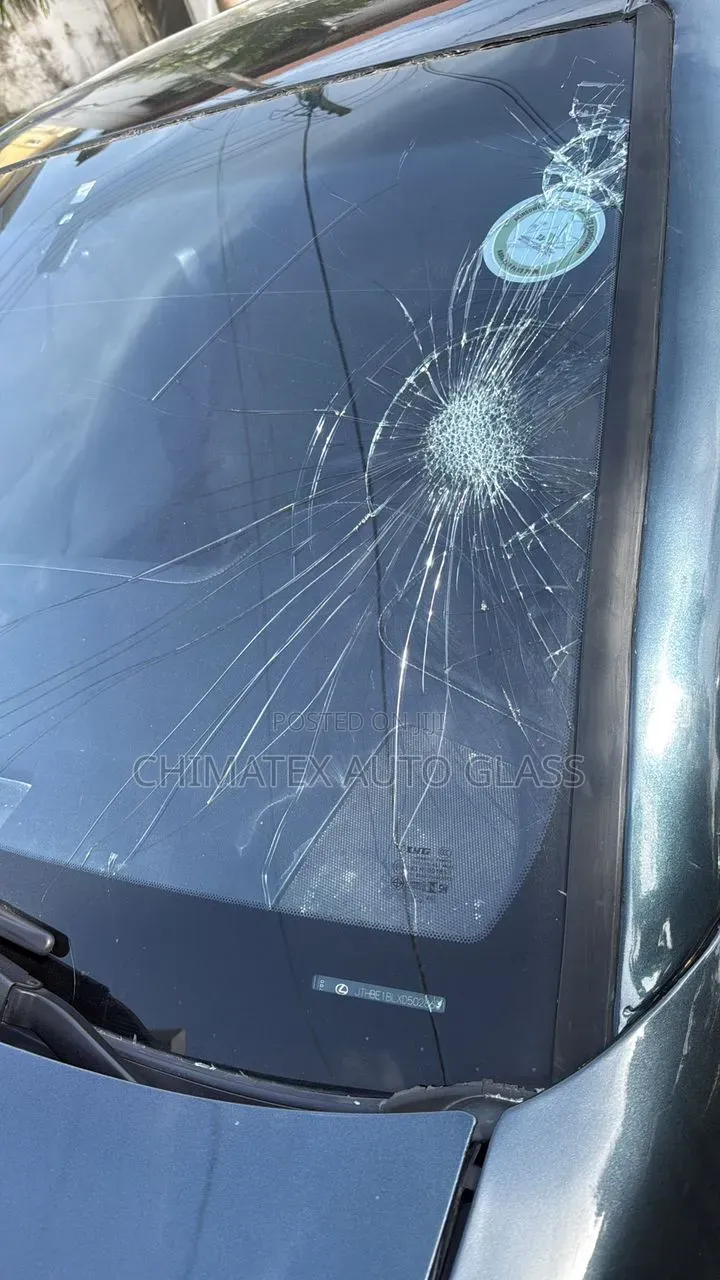 Lexus Gs350 2014 Windscreen Glass Available at Chimatex