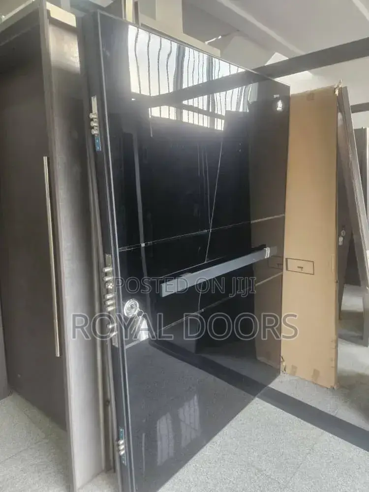 Castra Pivot Door 1.2m × 2.1m