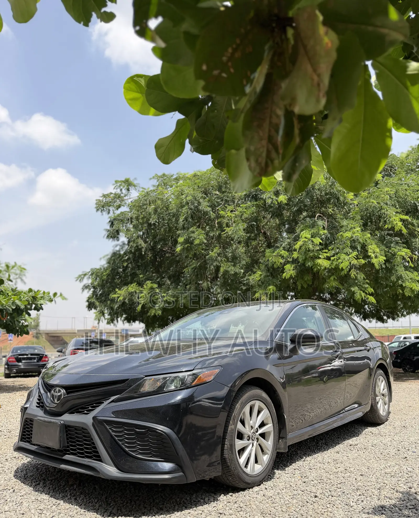 Toyota Camry SE 2021 Black