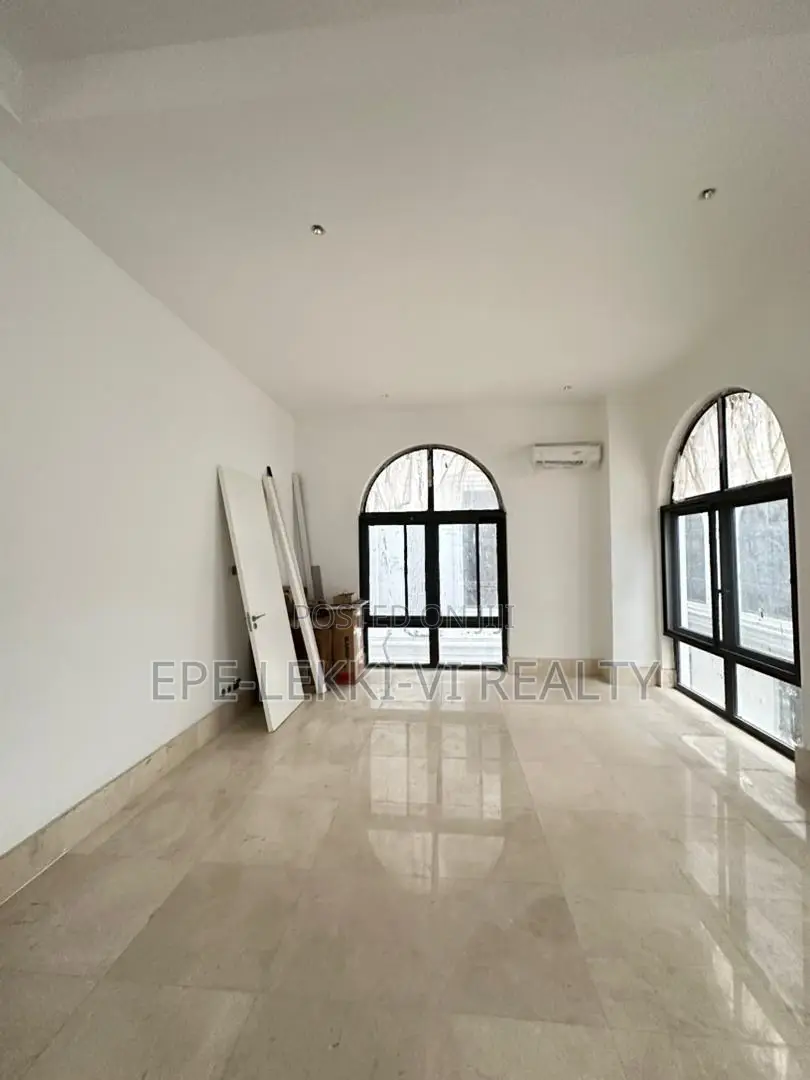 4bdrm Duplex in Ikoyi for sale
