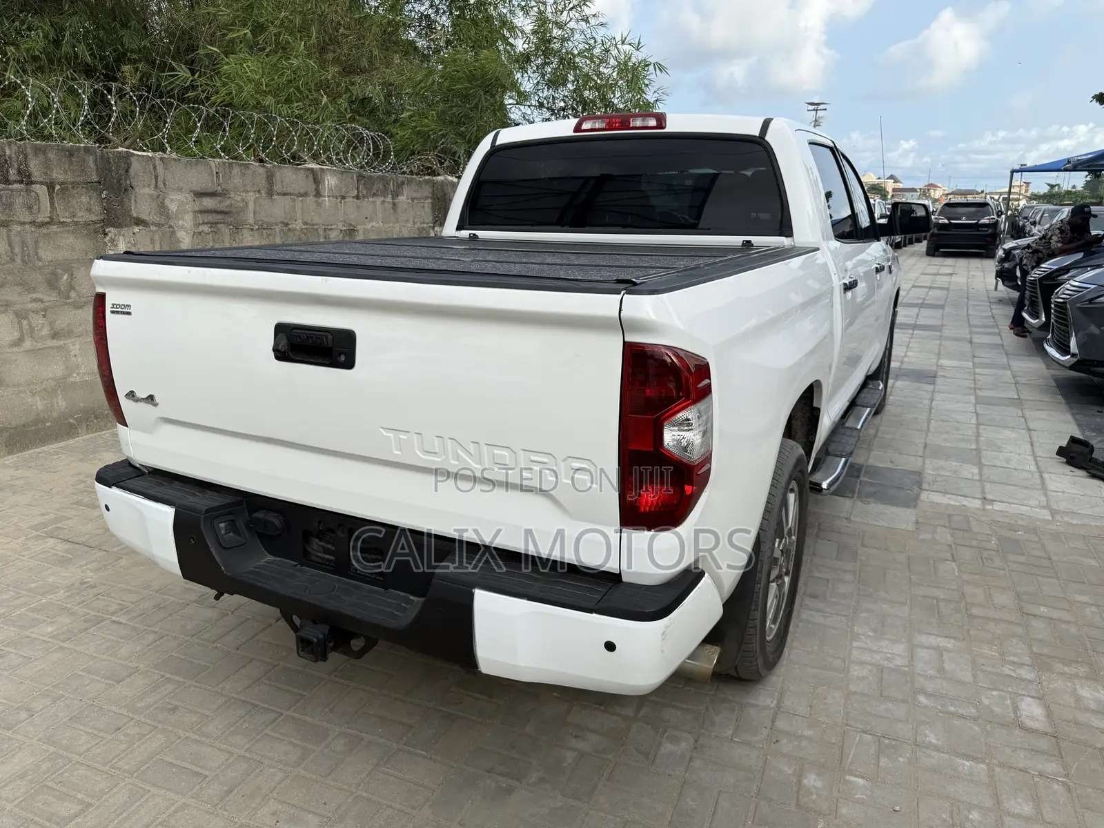 Toyota Tundra 2017 White