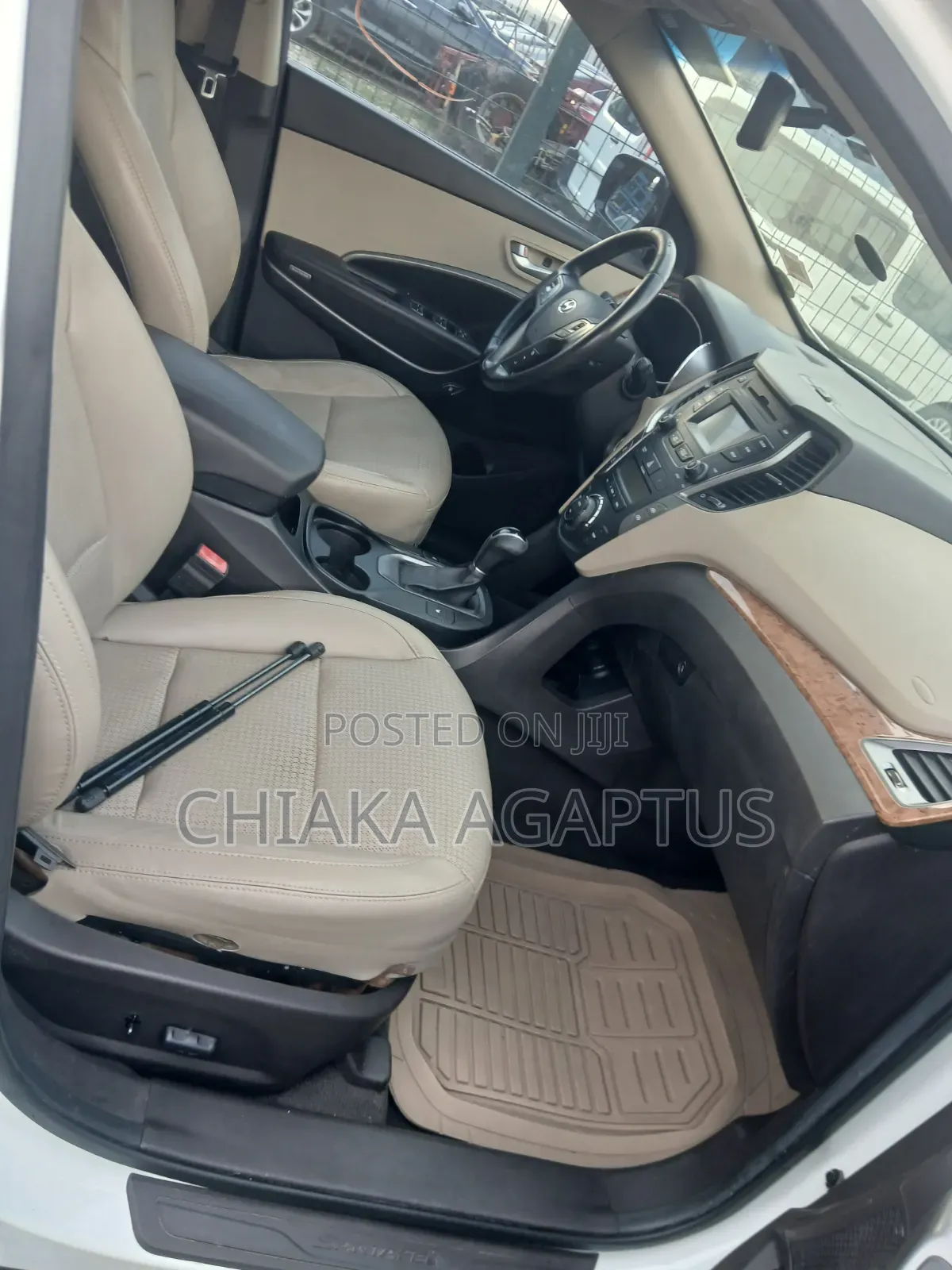 Hyundai Santa Fe 2013 White