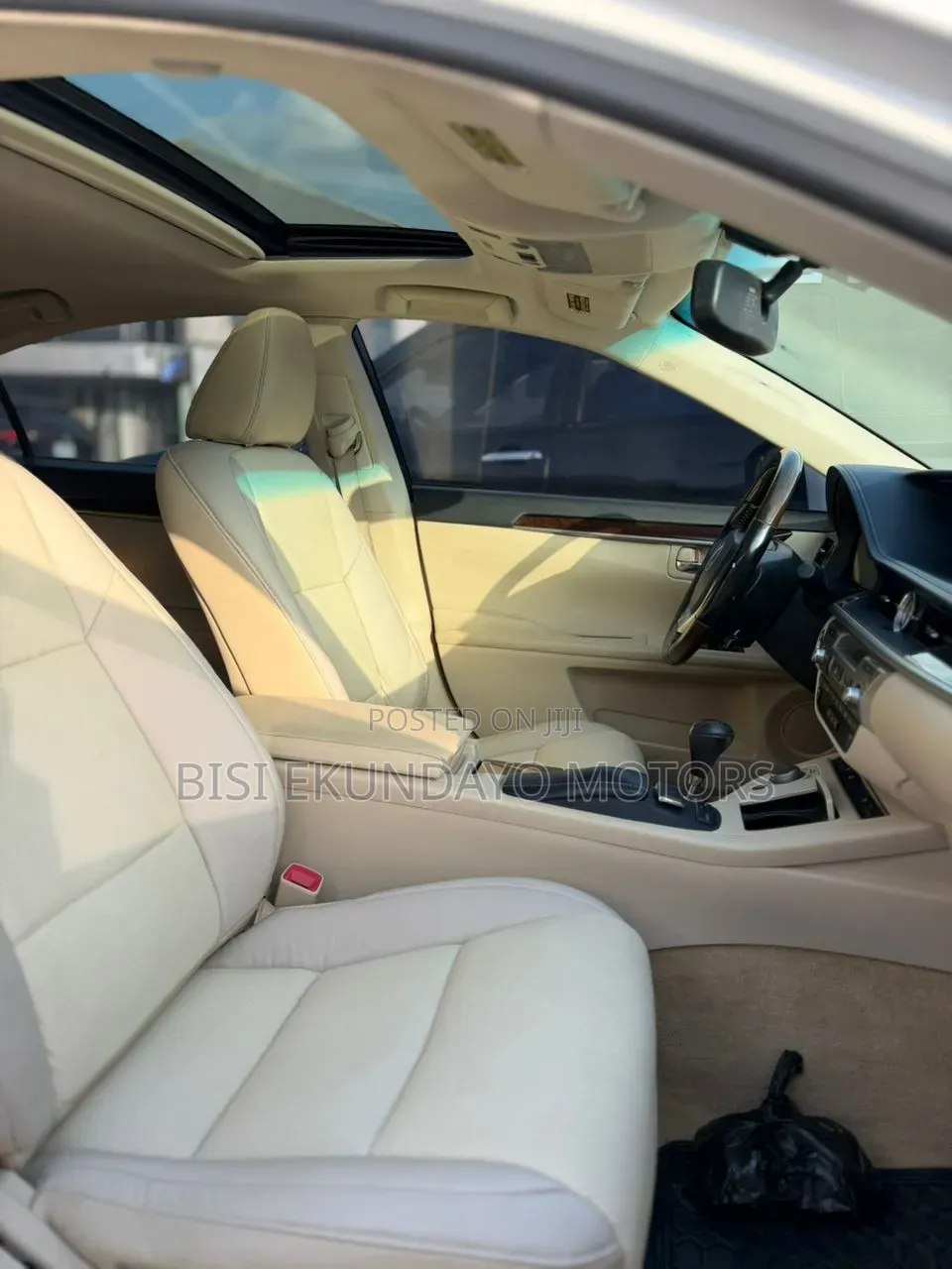 Lexus ES 350 FWD 2015 White