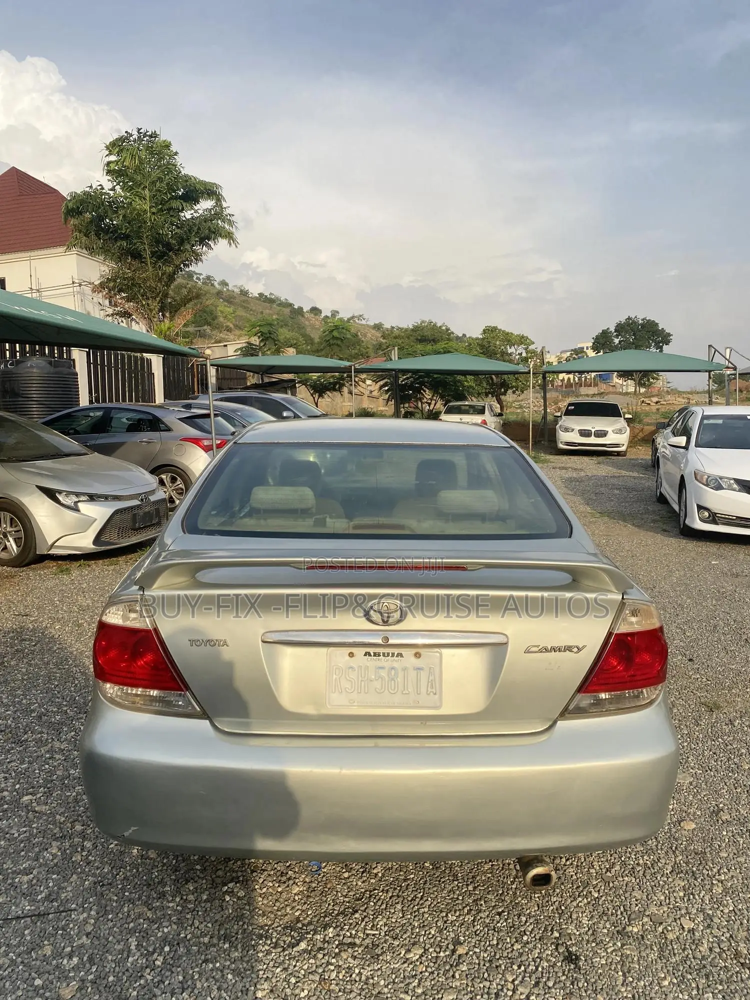 Toyota Camry LE 4dr Sedan (2.4L 4cyl 5A) 2005 Gray