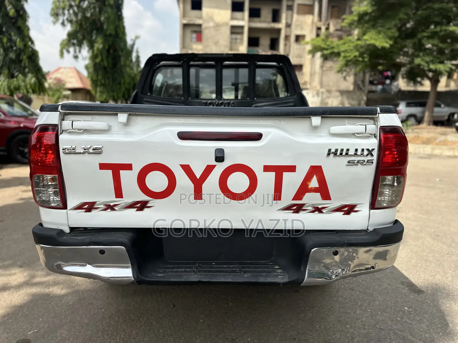 Toyota Hilux SR5 4x4 2016 White