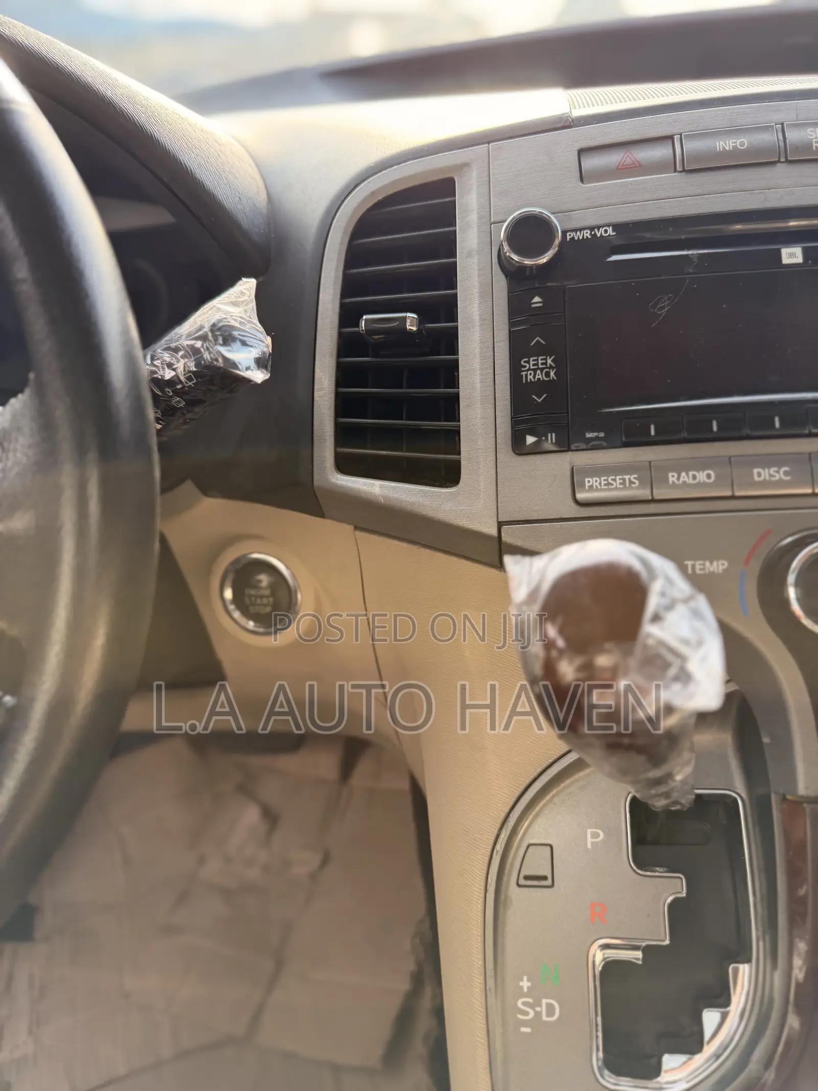 Toyota Venza V6 AWD 2012 Brown