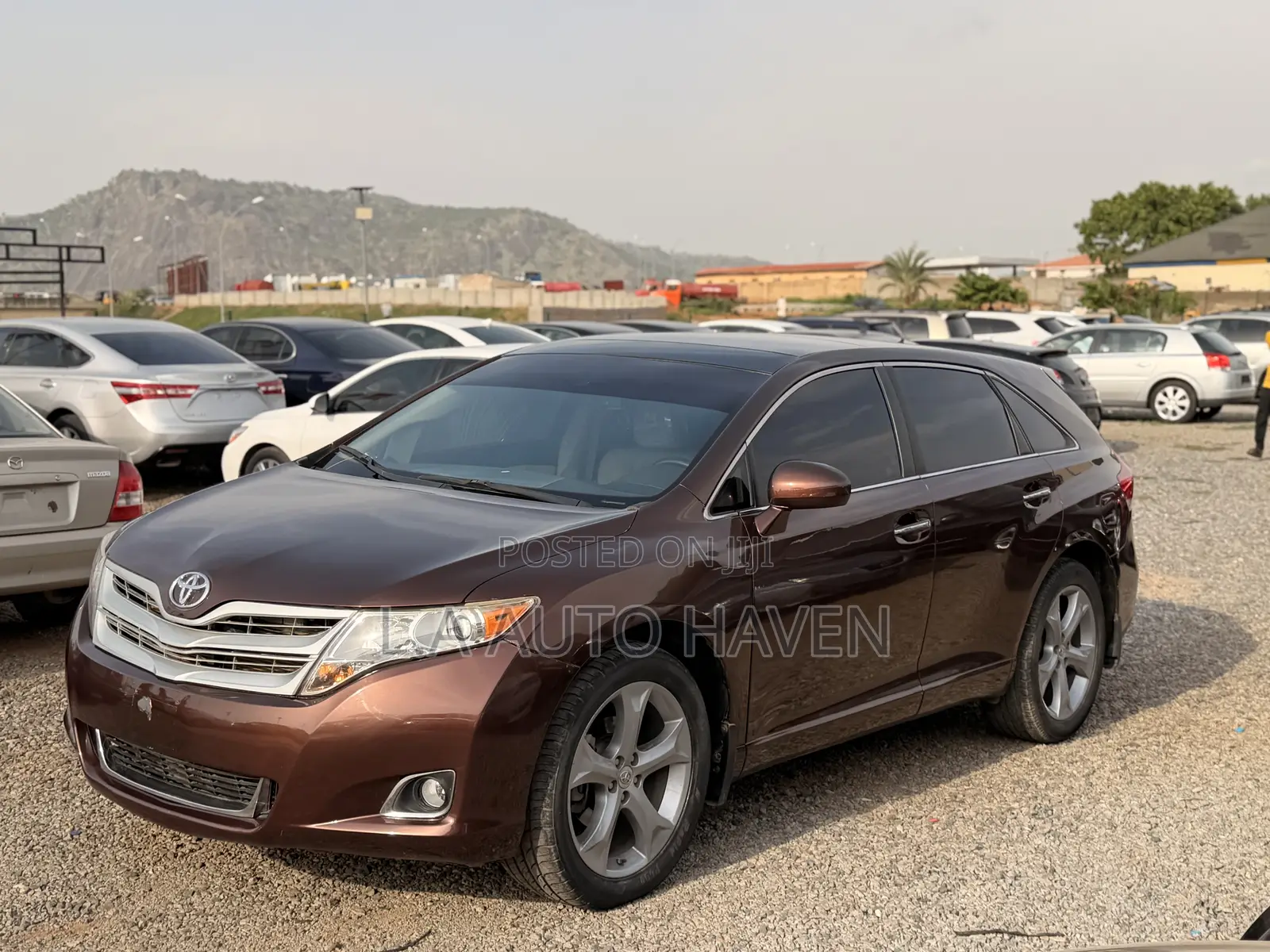 Toyota Venza V6 AWD 2012 Brown