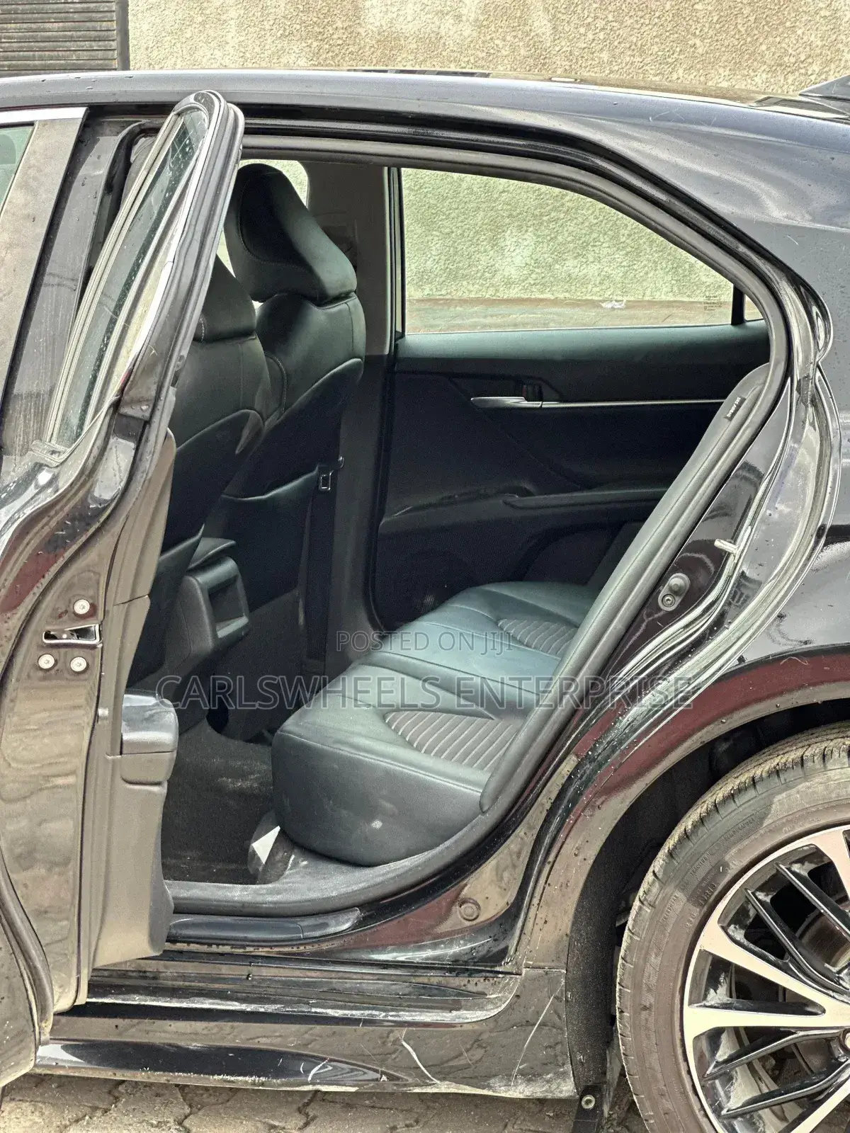 Toyota Camry SE FWD 2020 Black