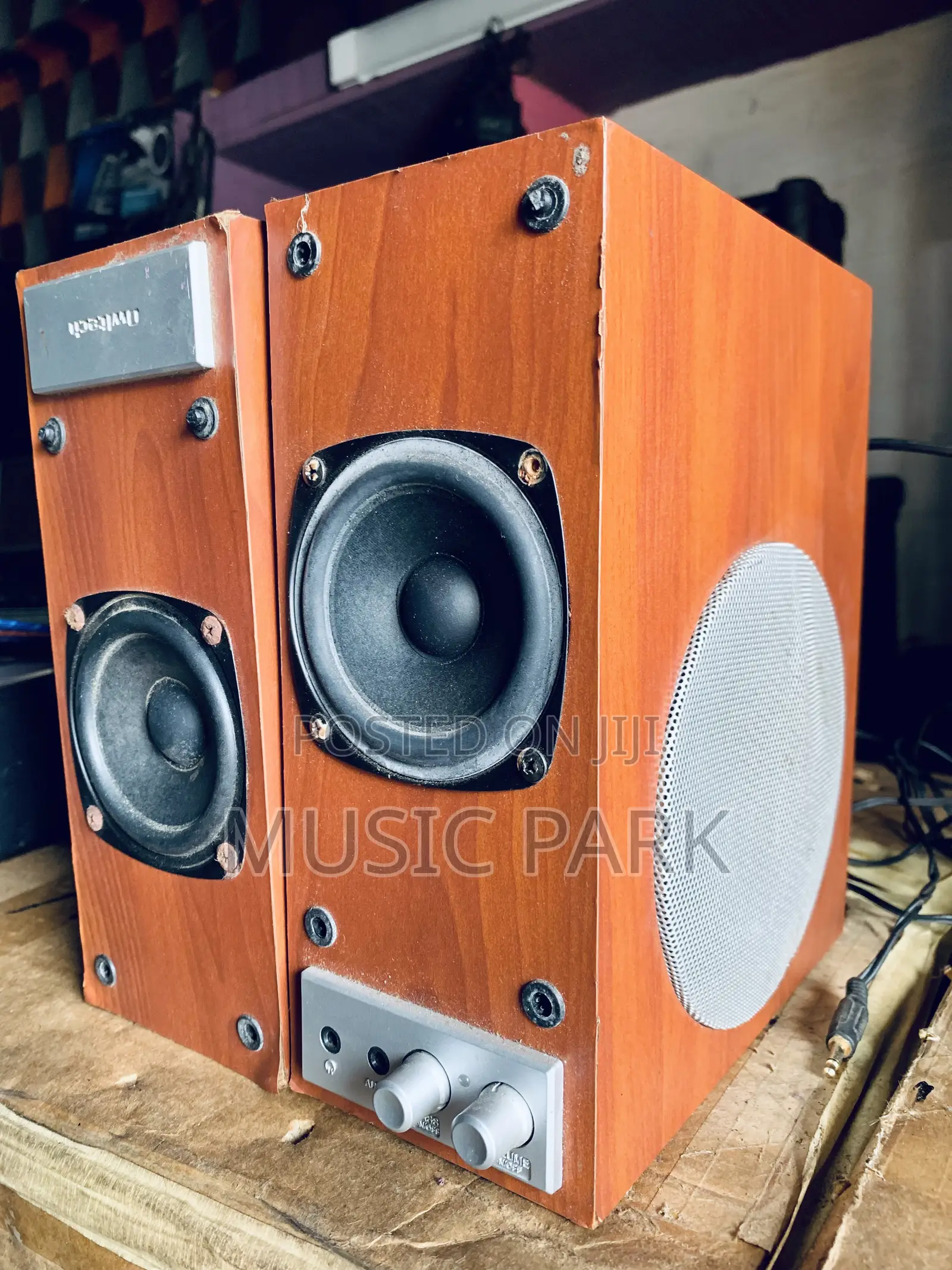 Microlab 2.1 Wooden Speaker Set | Lagos | Uk-Used, Tested 100%