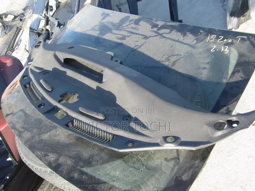 Plastic Radiator Support Cover for Lexus Is350 , Is250 2014/ 2015