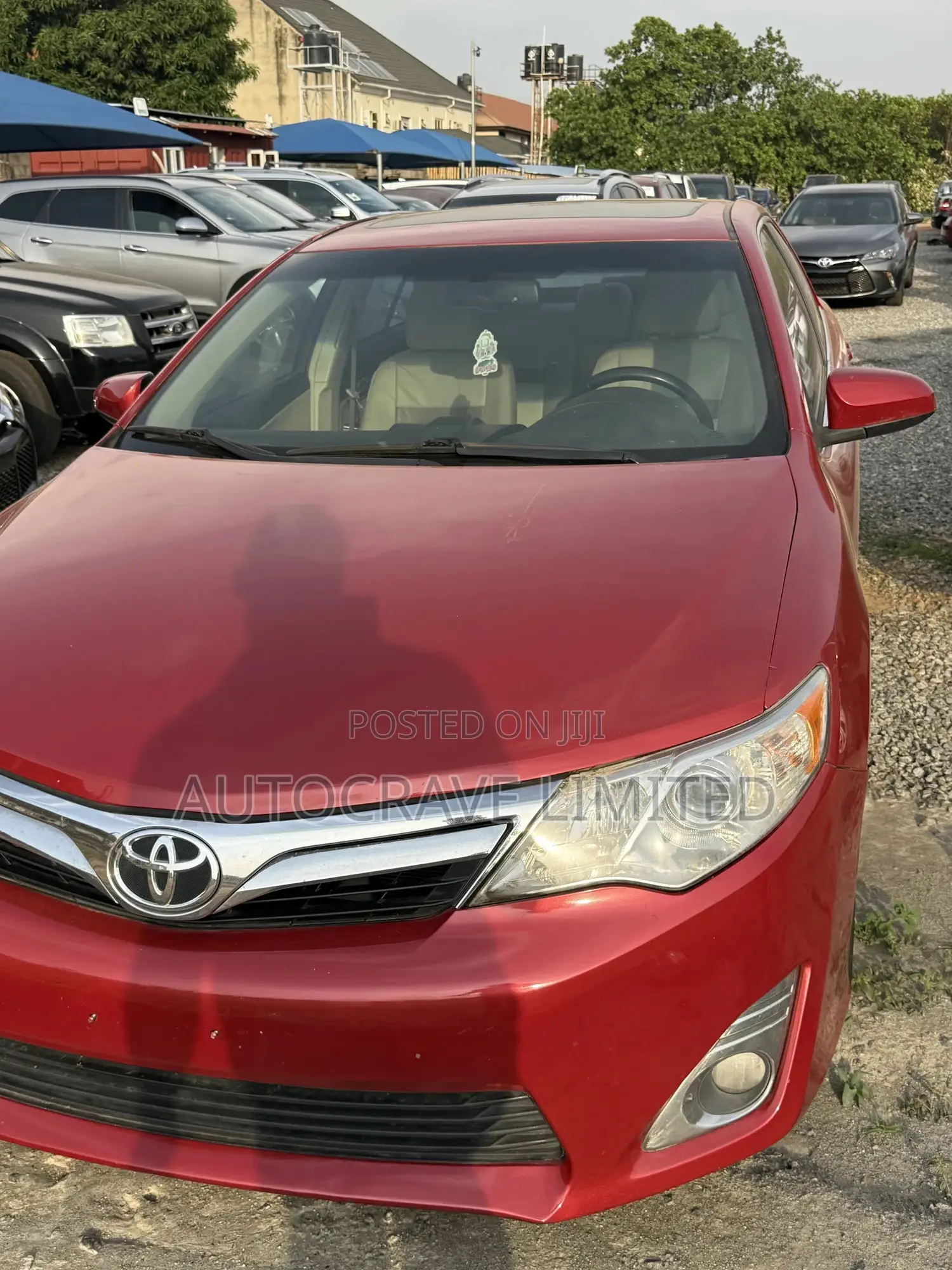 Toyota Camry XLE 4dr Sedan (2.5L 4cyl 6A) 2013 Burgundy