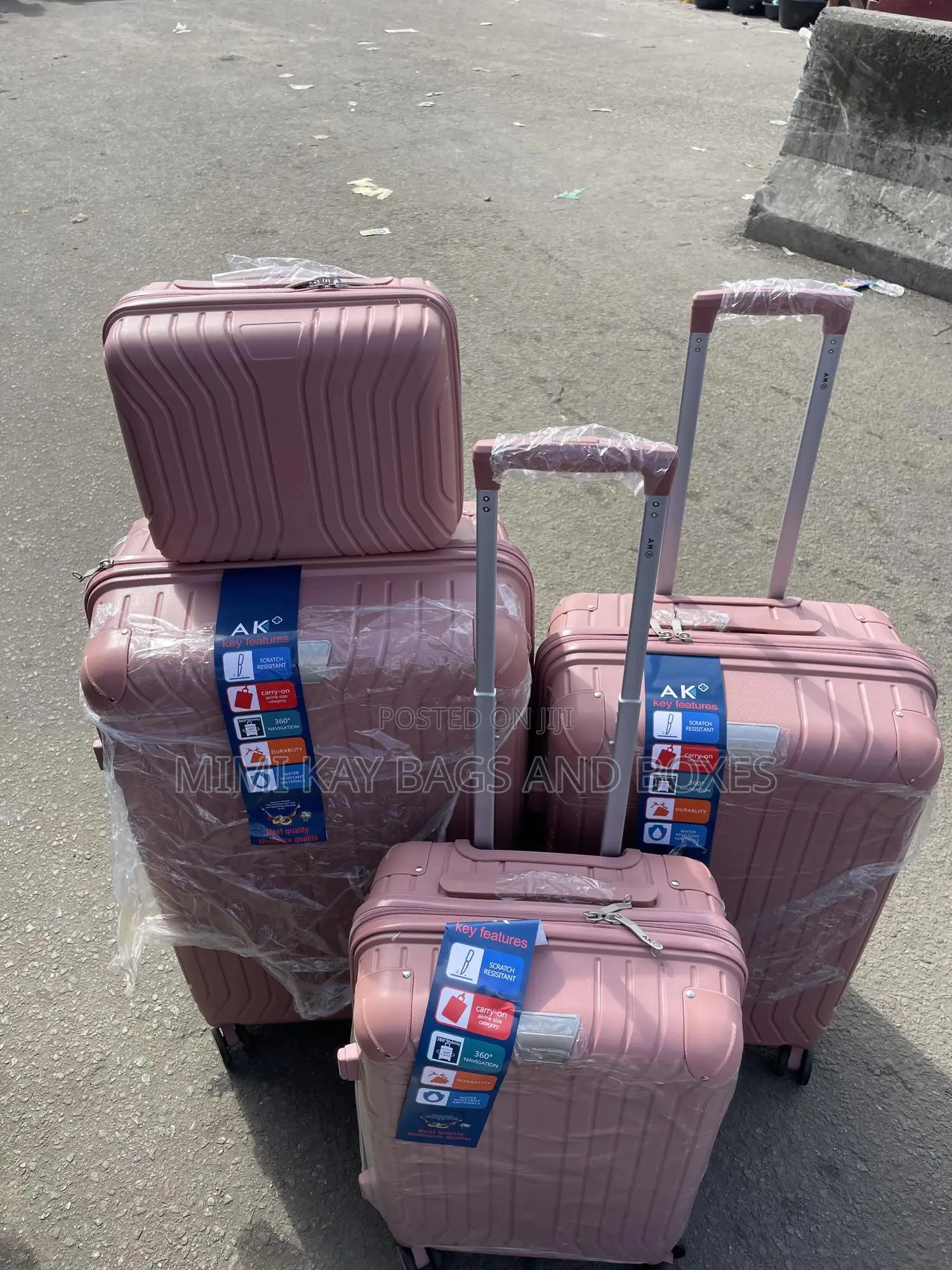 Set of Rubber Box 150,000 if It Breaks Bring It for Me Port Harcourt