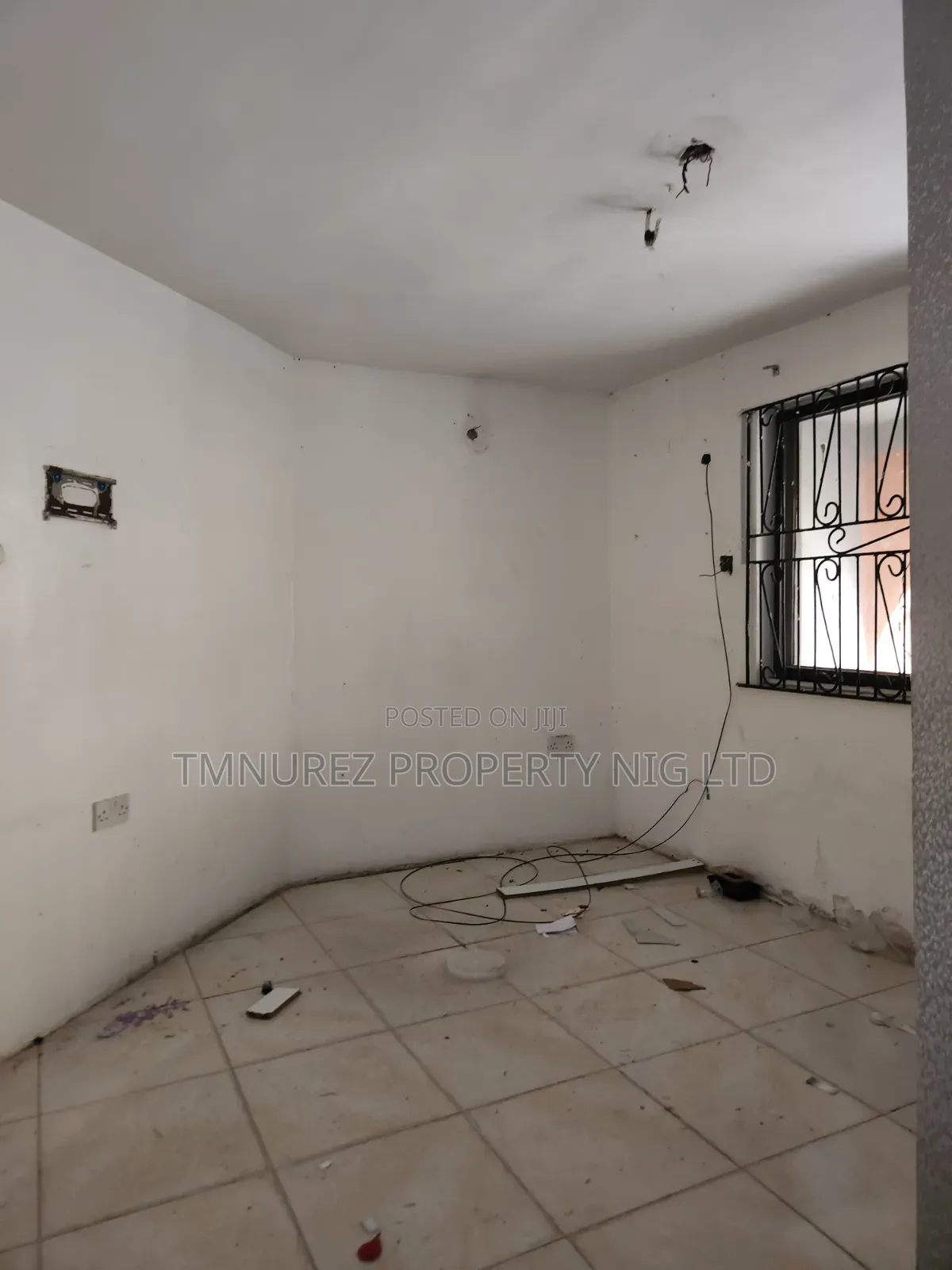 3bedroom for Rent for Comercial Purpose Lekki Phase1