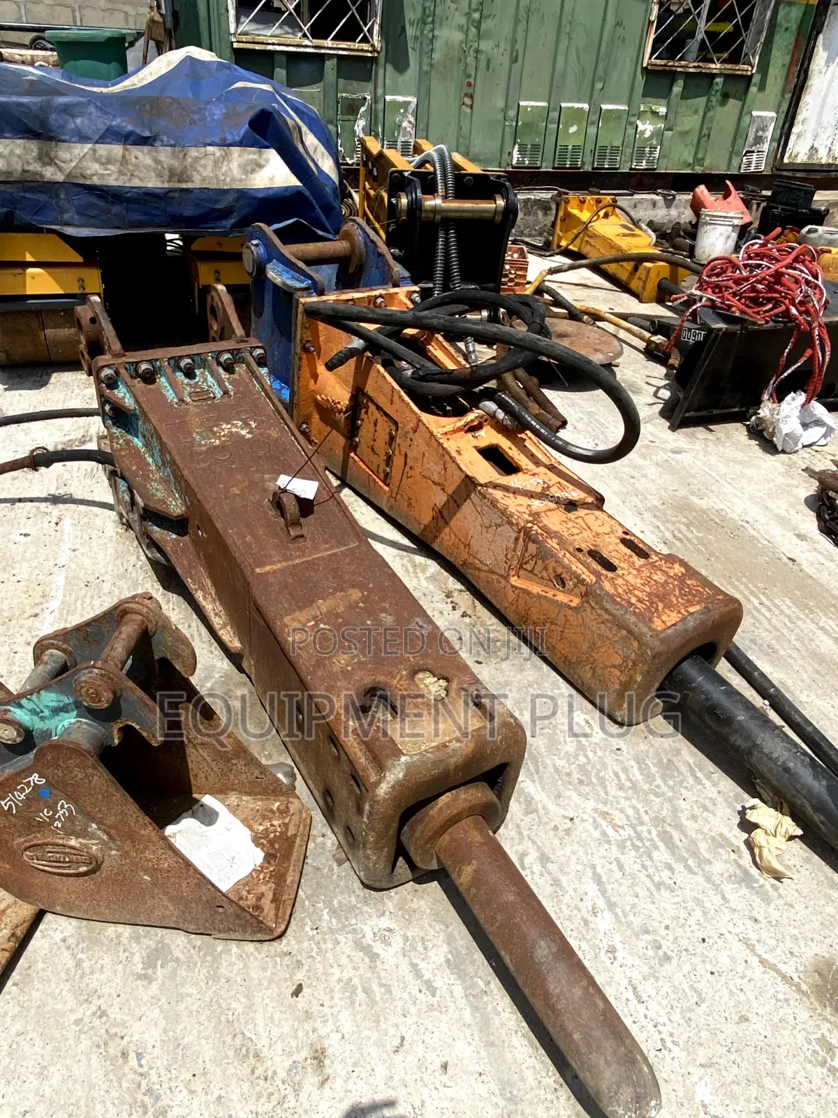 Caterpillar Jackhammer