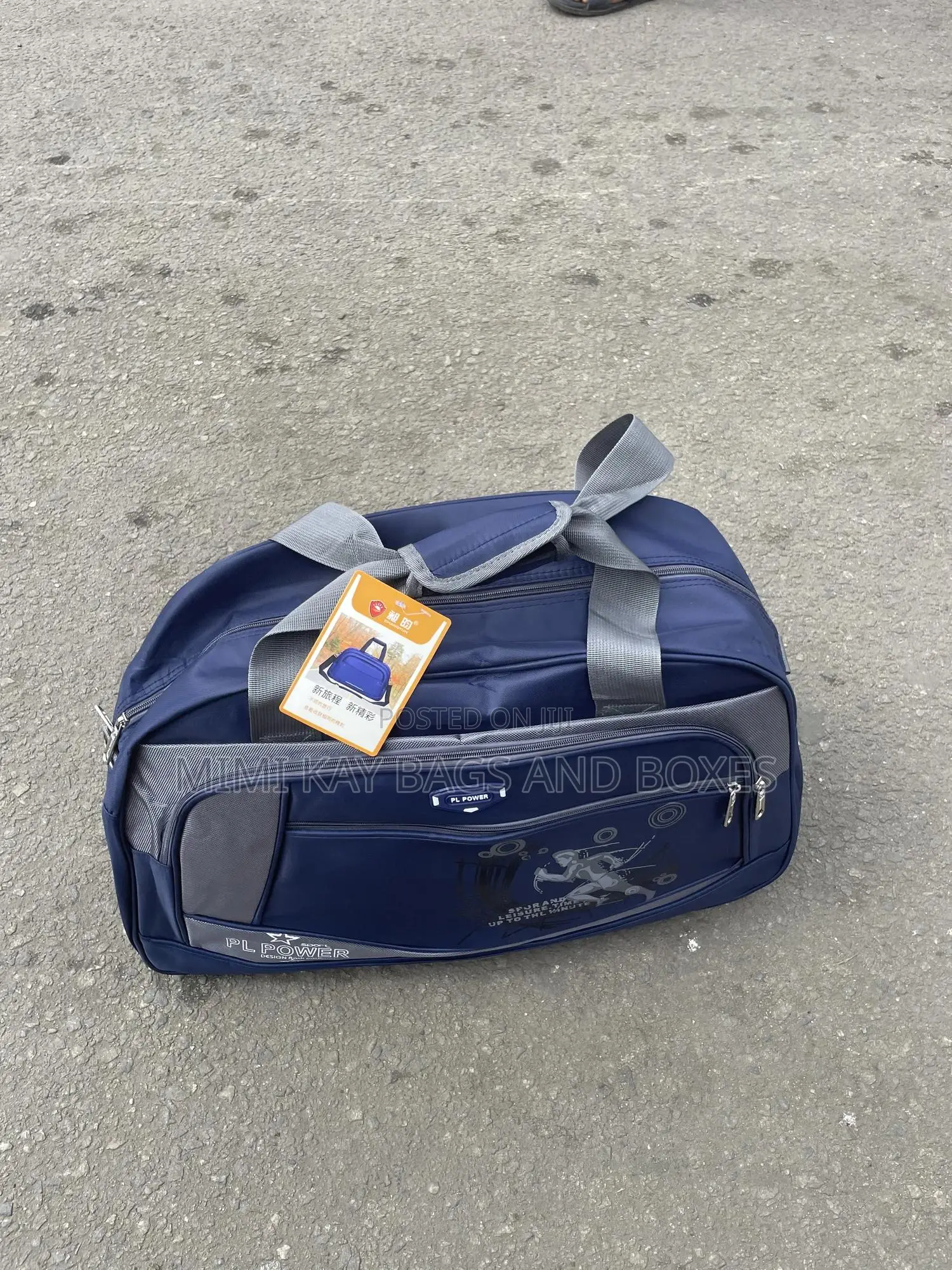 Traveling Bags 17000 For Biggest Size