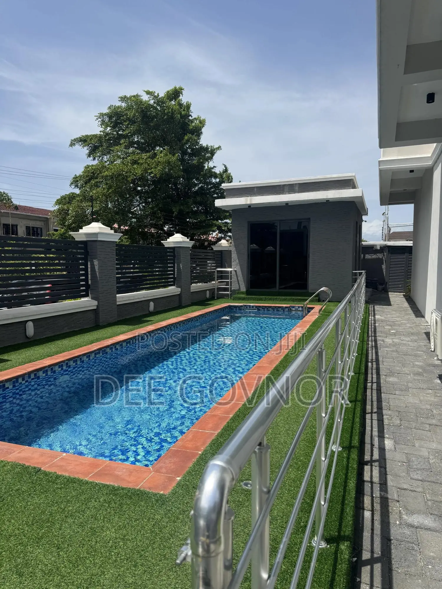 4bdrm Townhouse/Terrace in Victoria Island for Sale