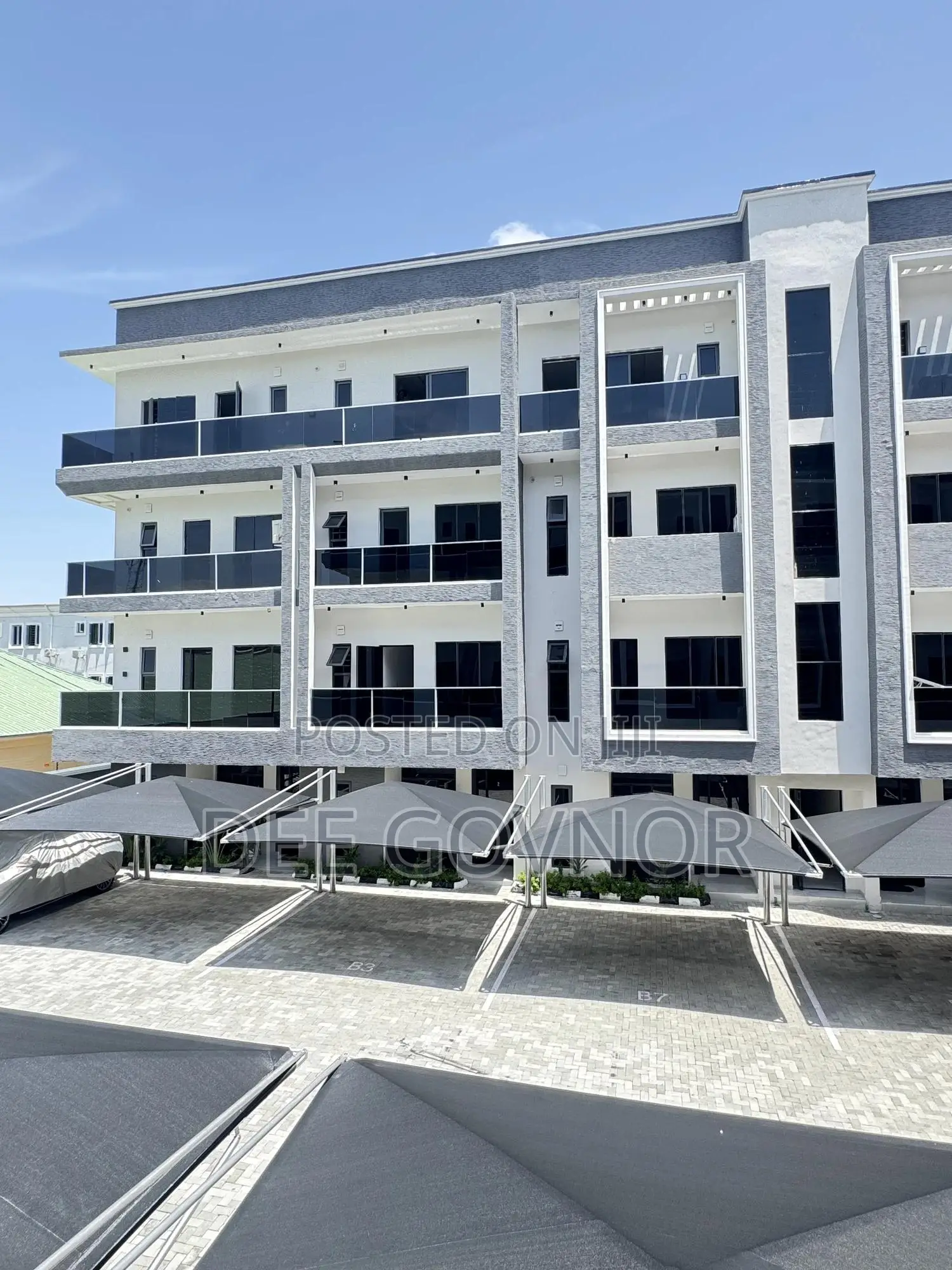 4bdrm Townhouse/Terrace in Victoria Island for Sale
