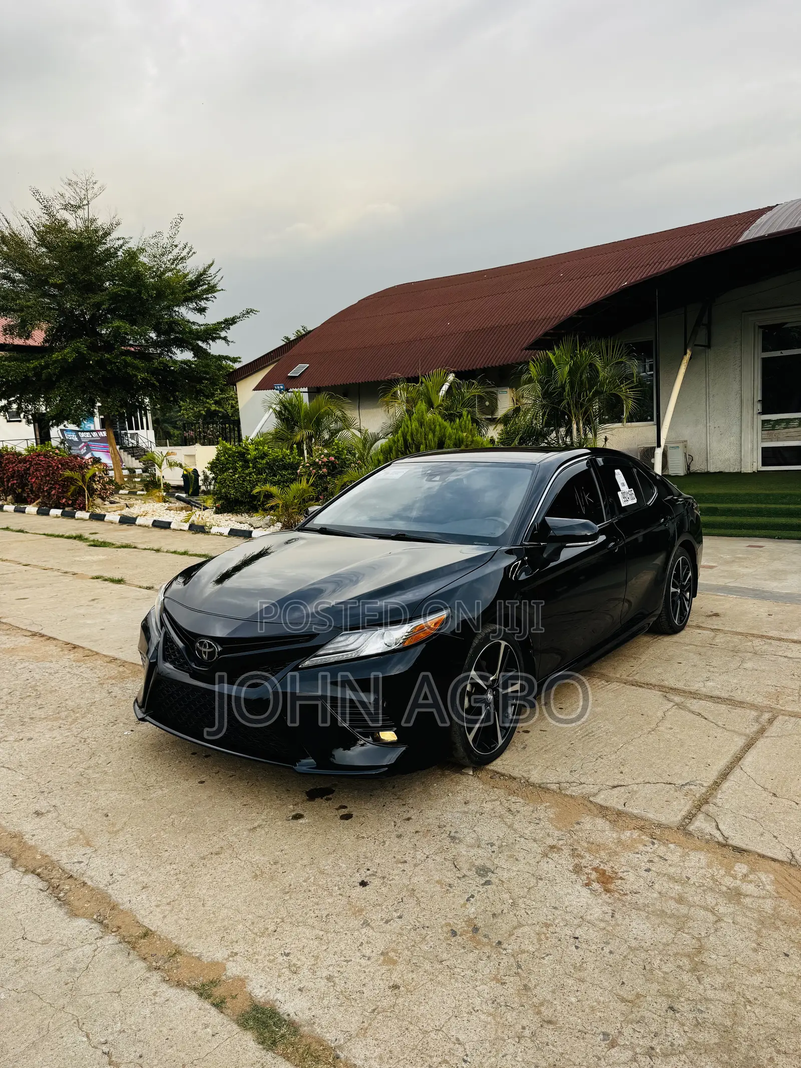 Toyota Camry XSE (2.5L 4cyl 8A) 2019 Blue
